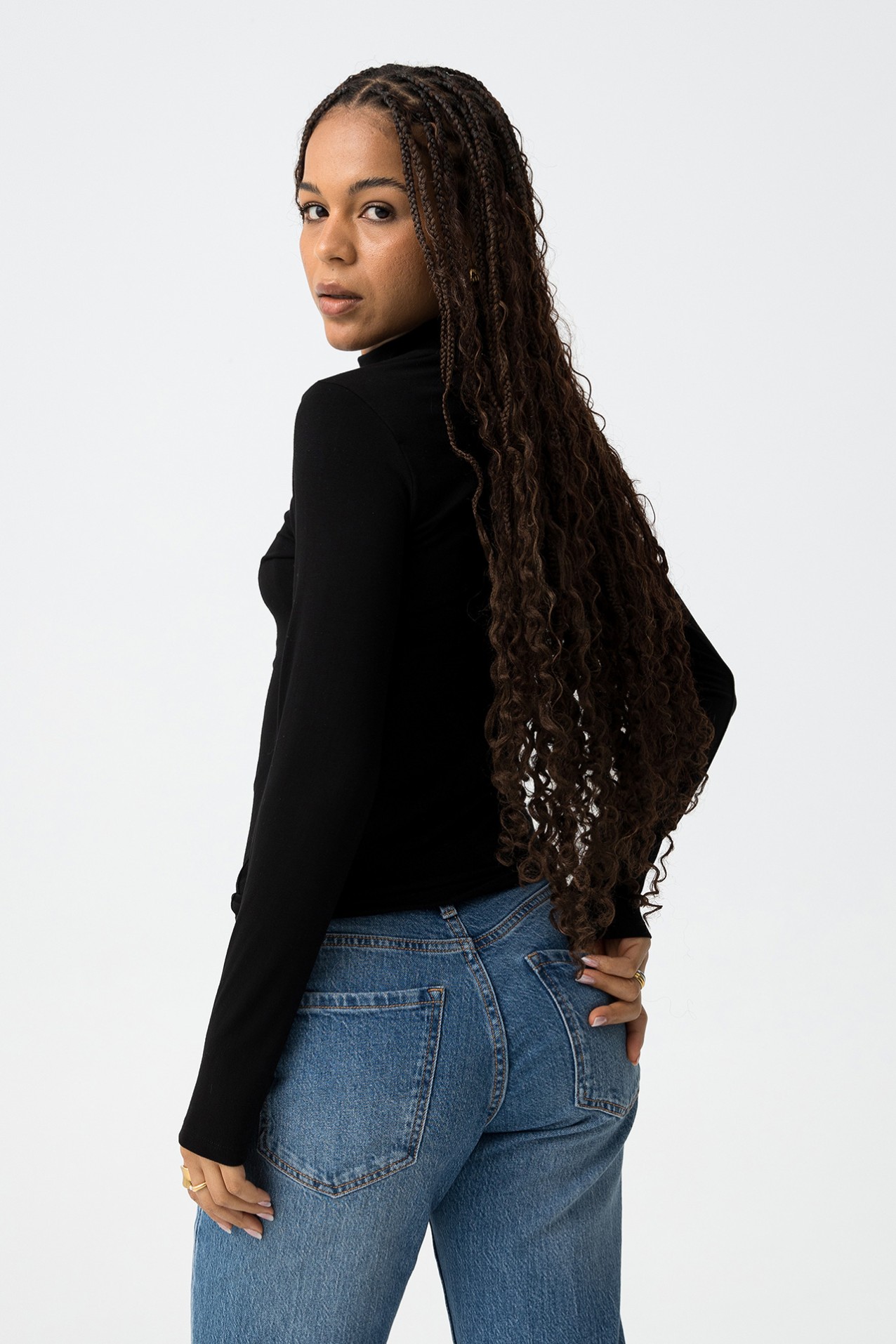 Camiseta negra ajustada