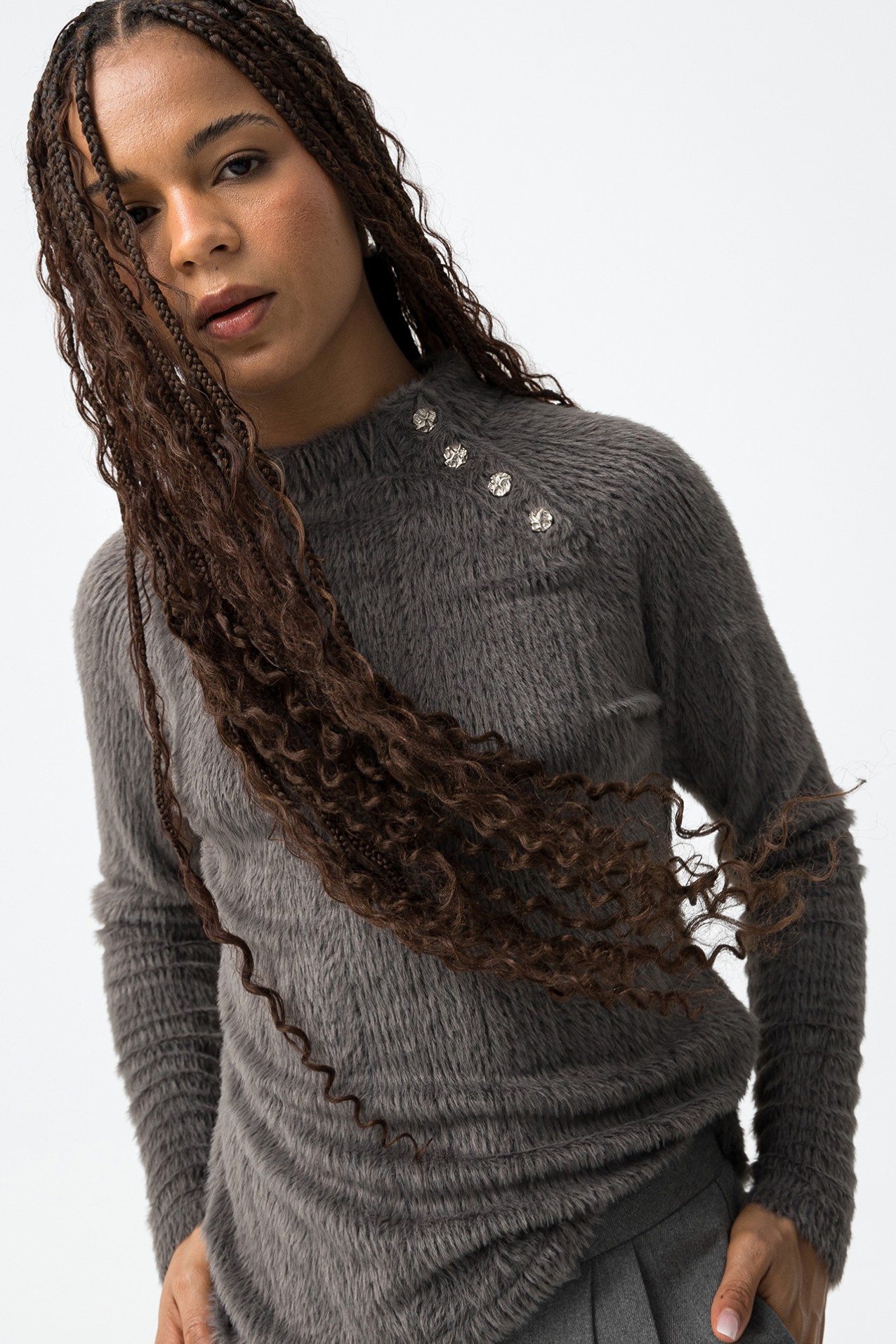 Camiseta gris ajustada