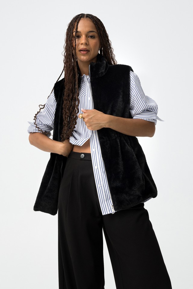 Black Relaxed Fit Vest