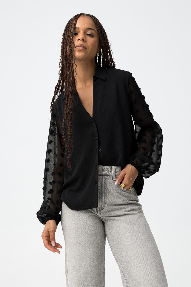 Camisa com Mangas Balo Bordadas