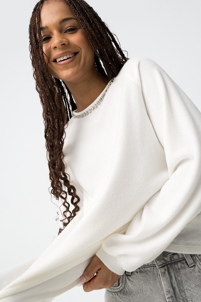 Camiseta Blanca con Detalles