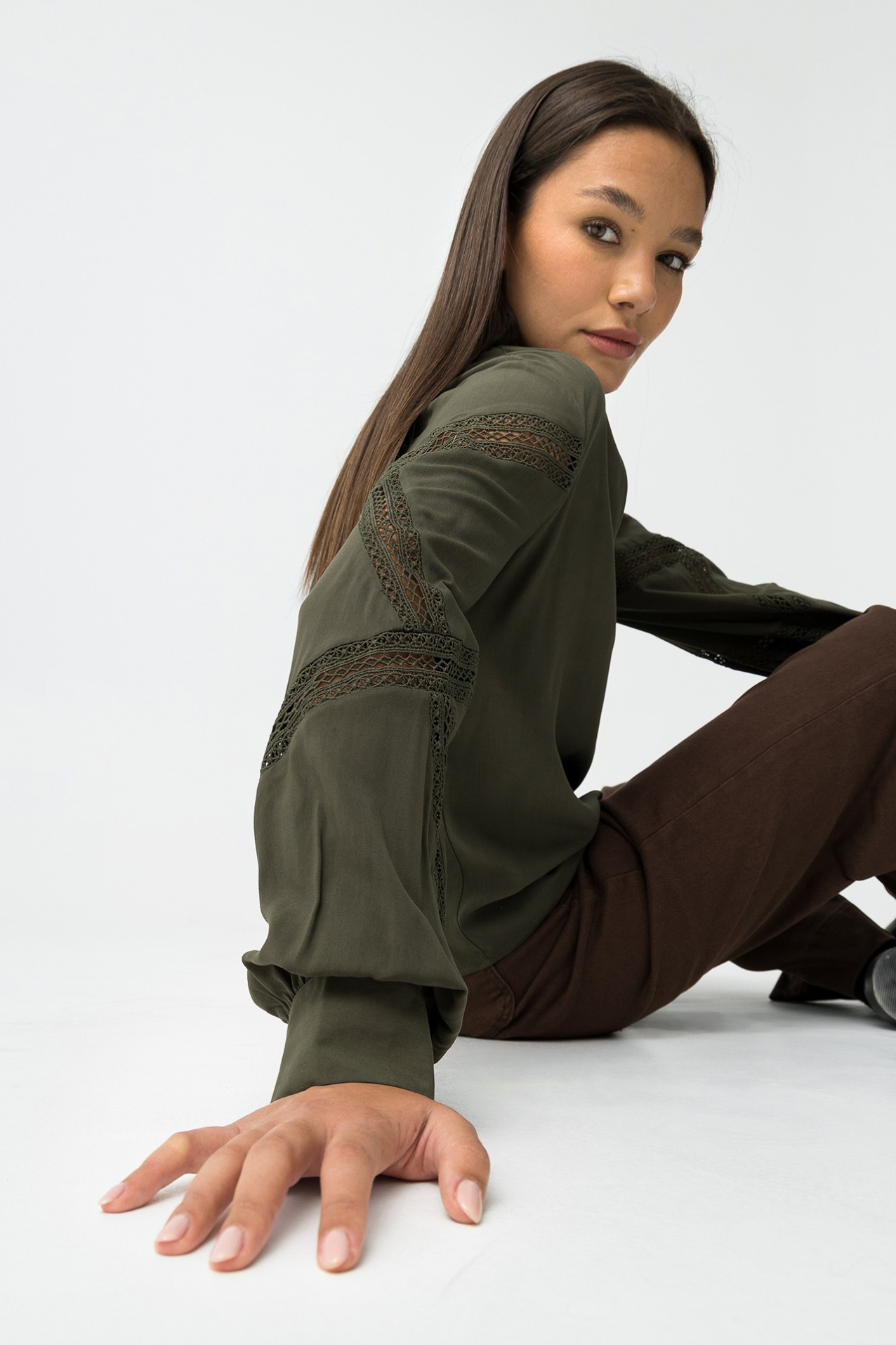 Blouse with lace inserts