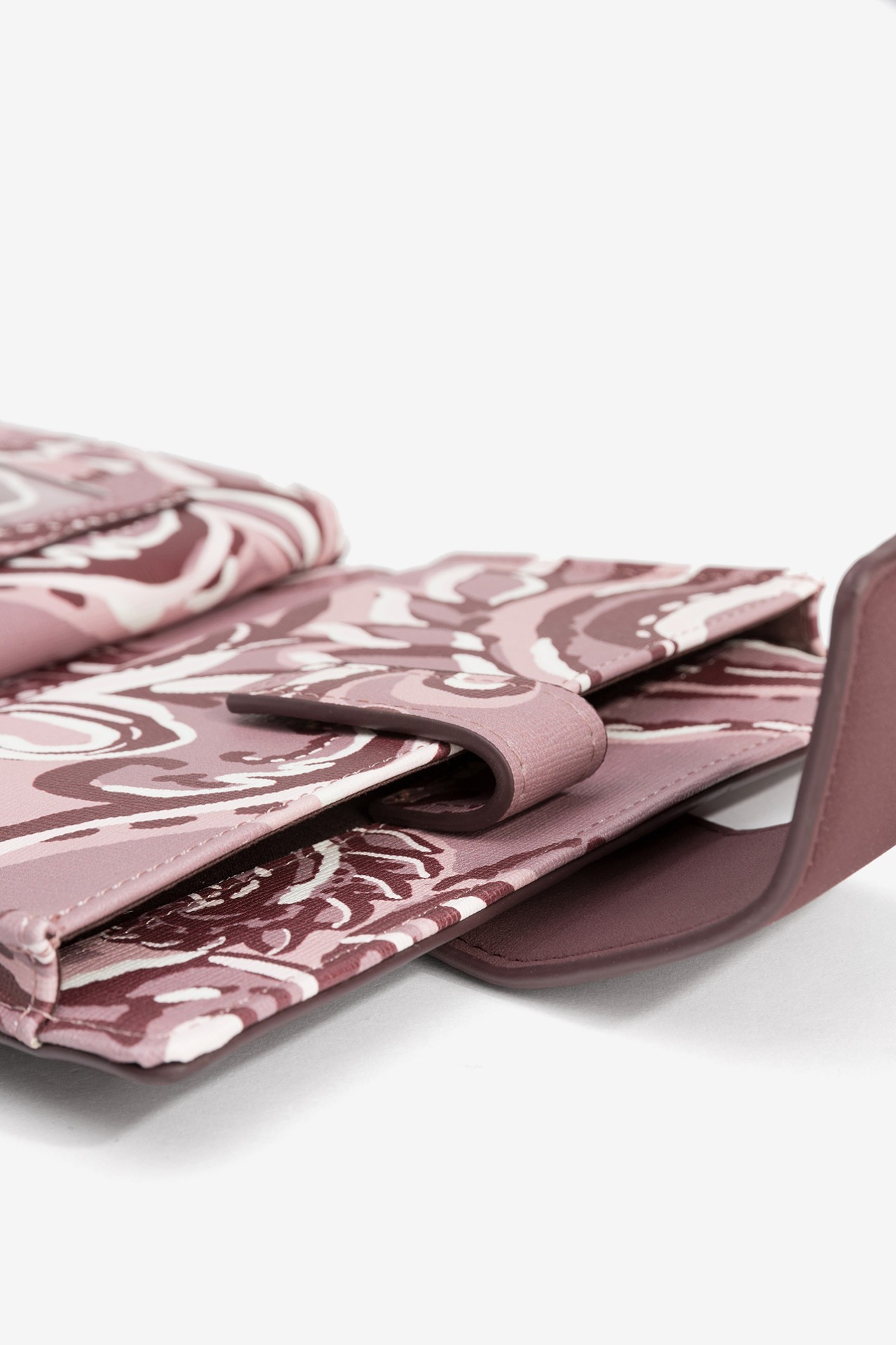 Porta-Moedas Vermelho Elegante