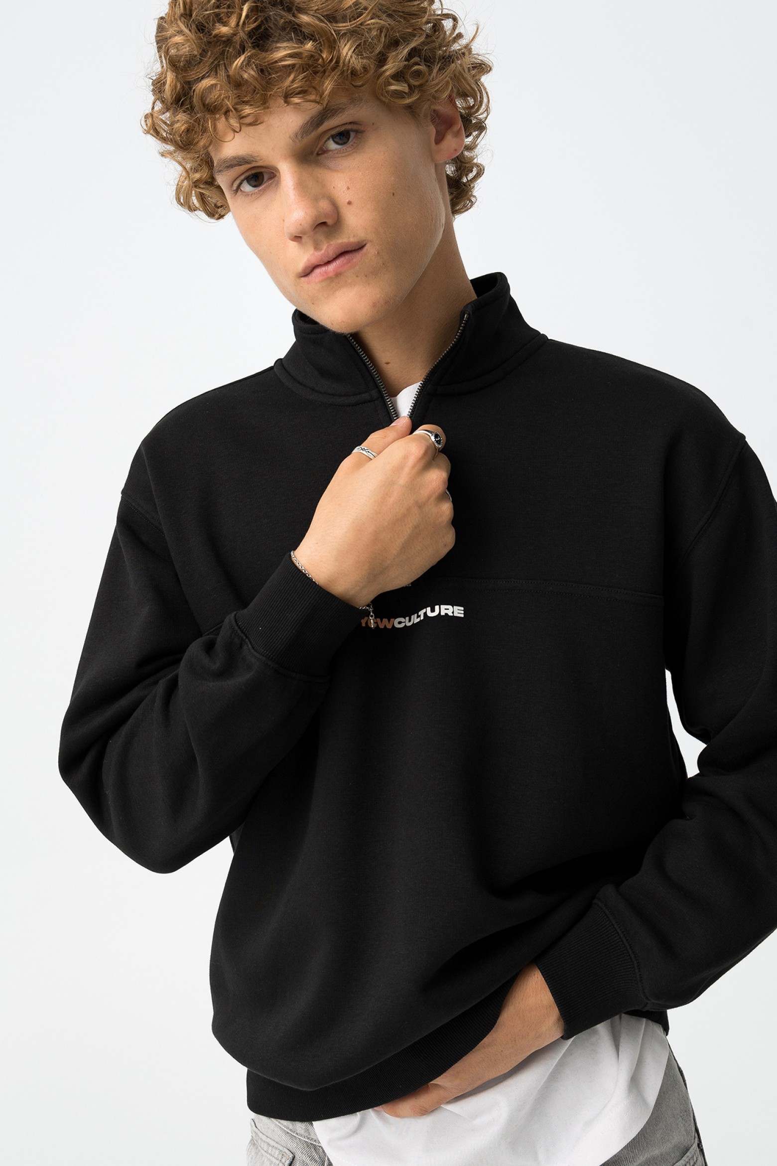 Sweatshirt Preto Relaxed