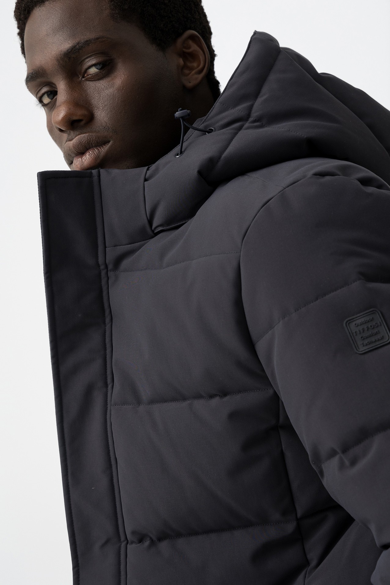 Abrigo azul marino oscuro