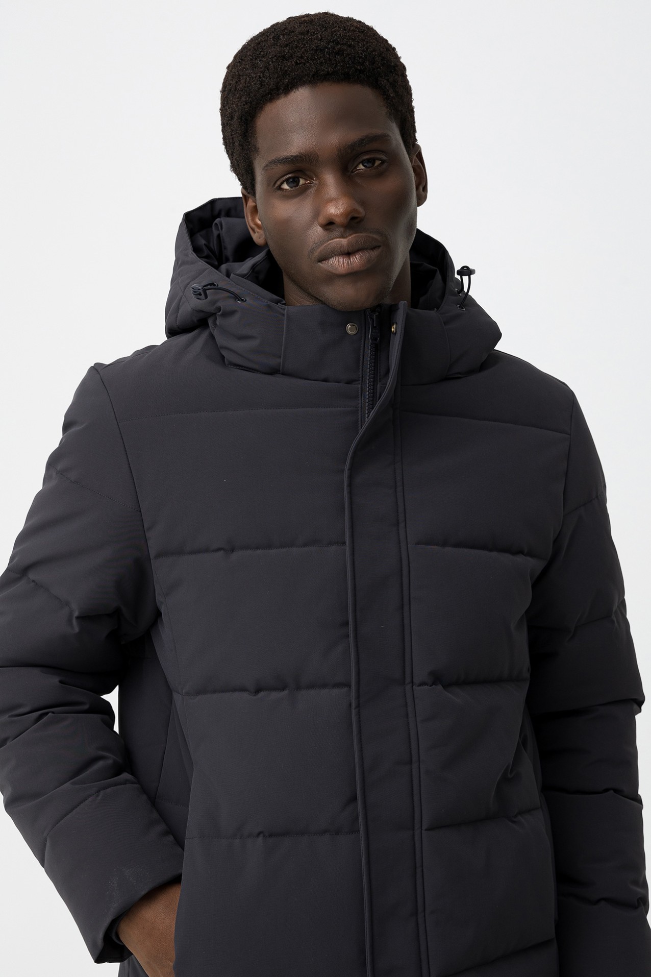 Abrigo azul marino oscuro