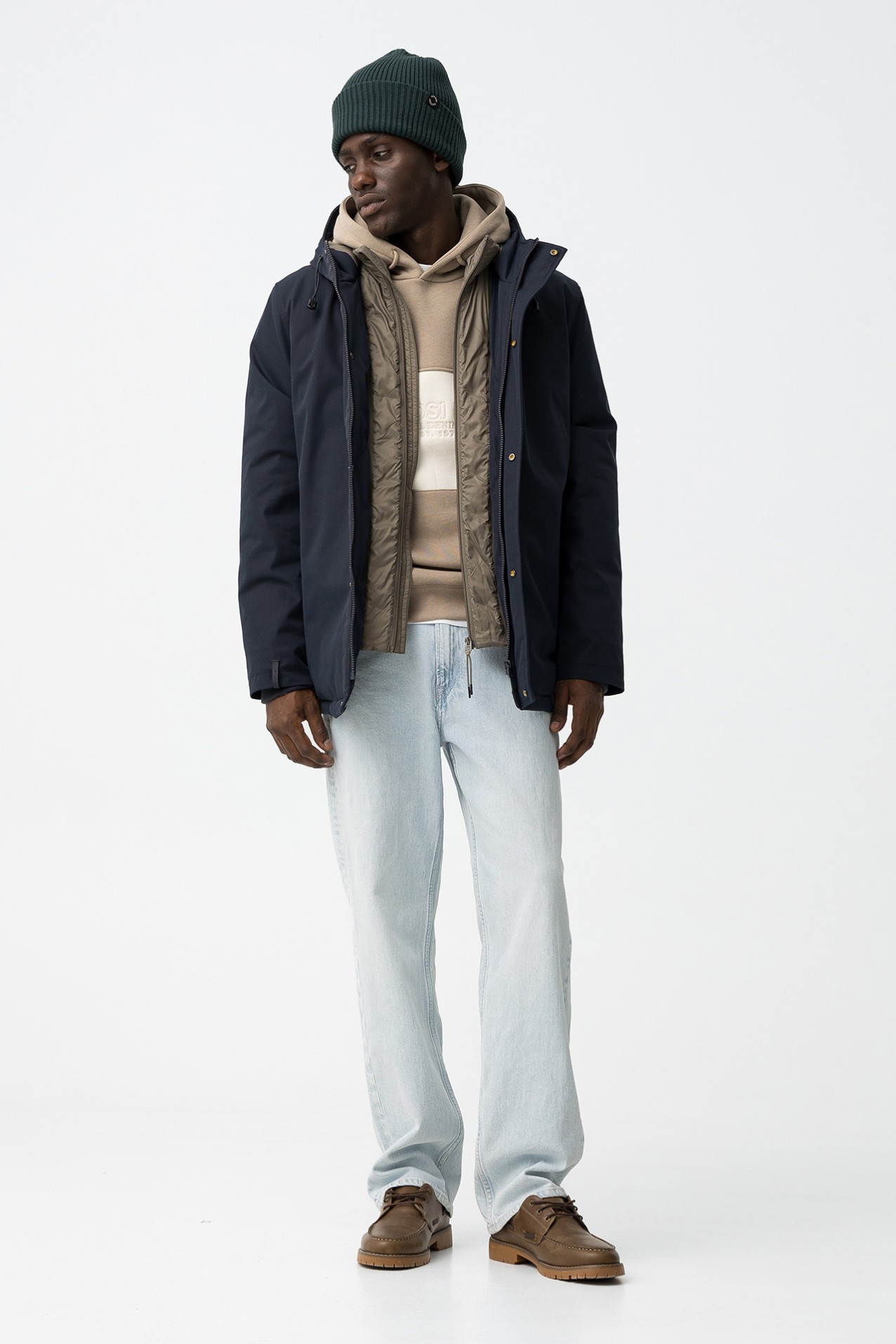 Abrigo azul marino oscuro