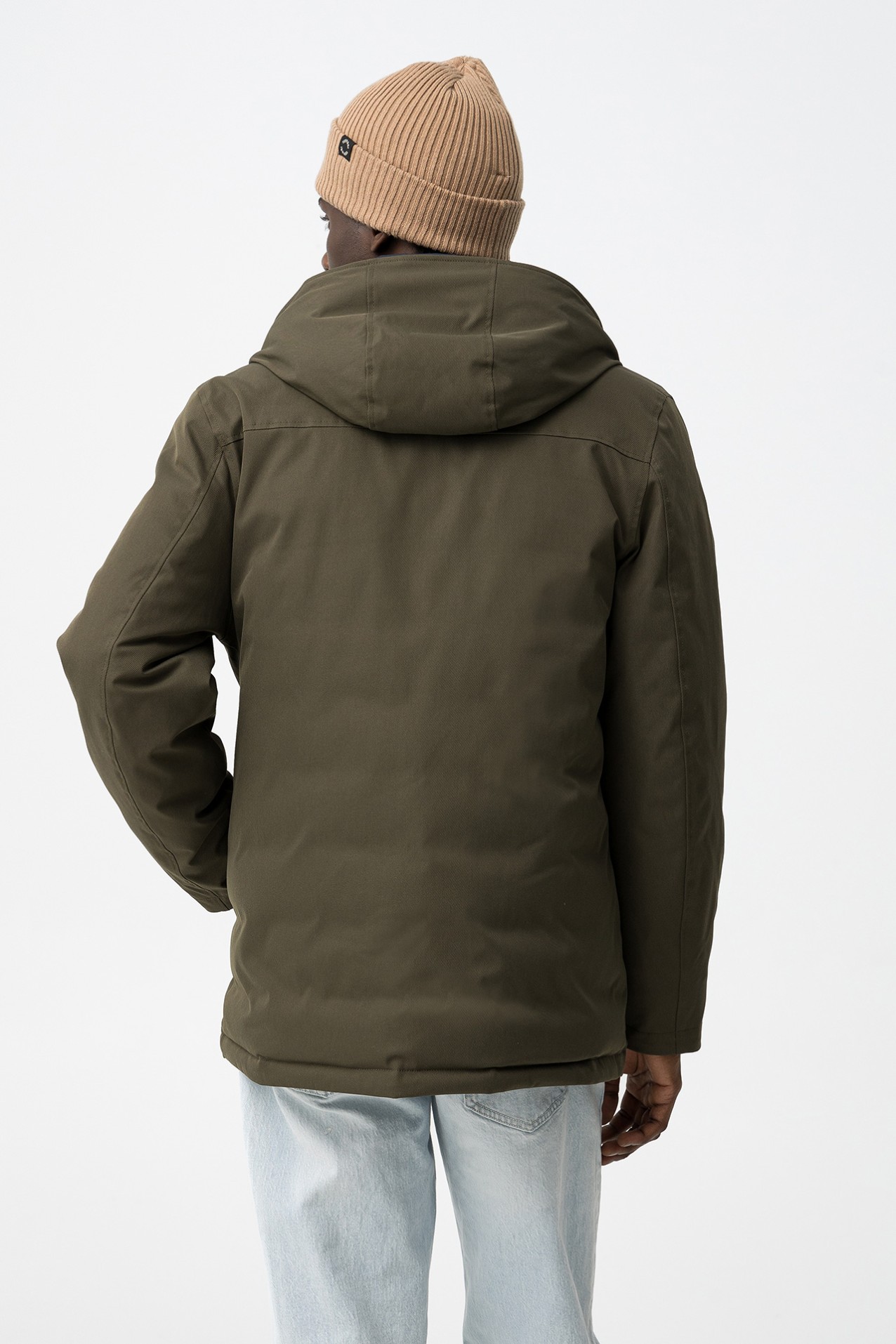 Abrigo verde con capucha