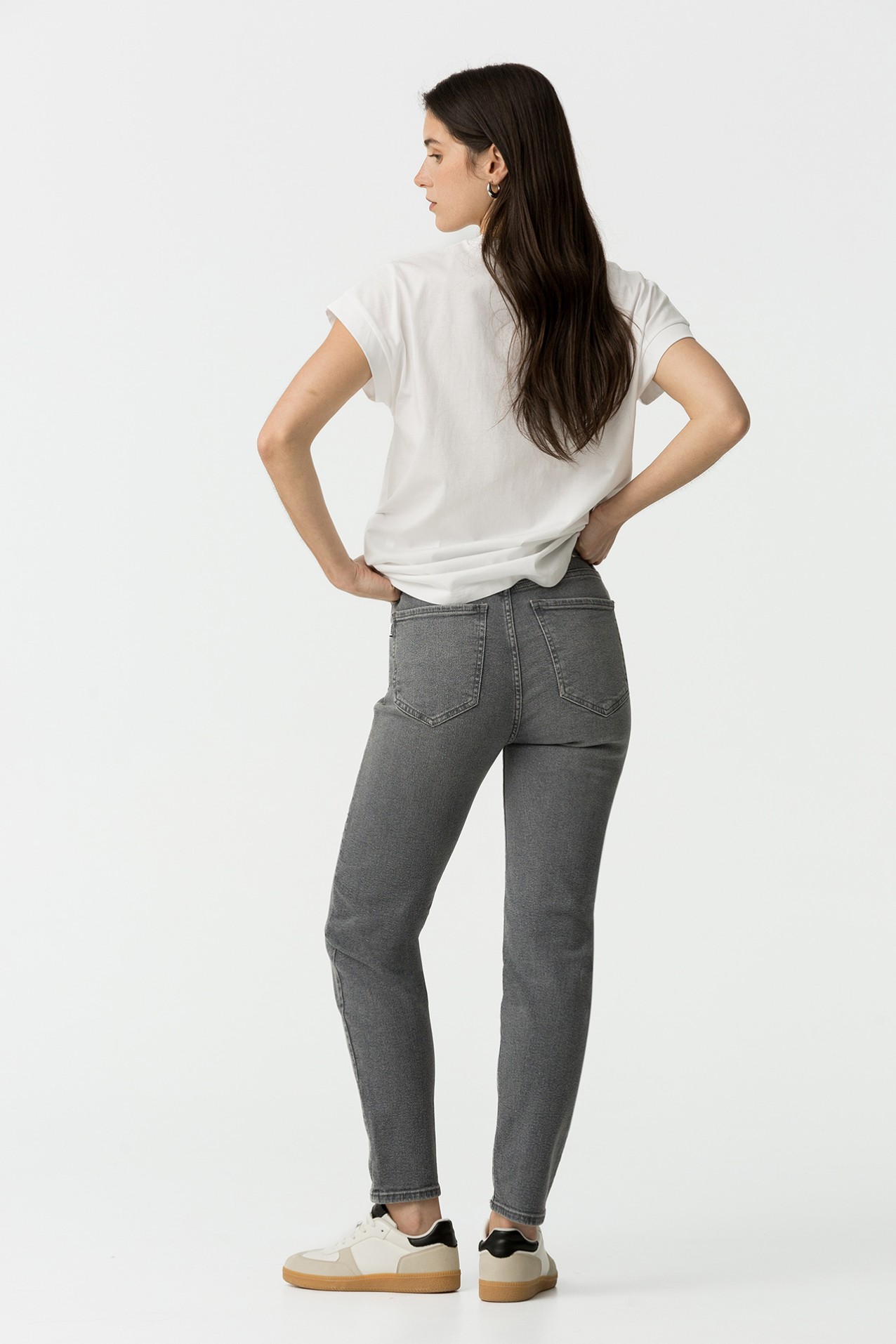 Mom Slim Fit Jeans