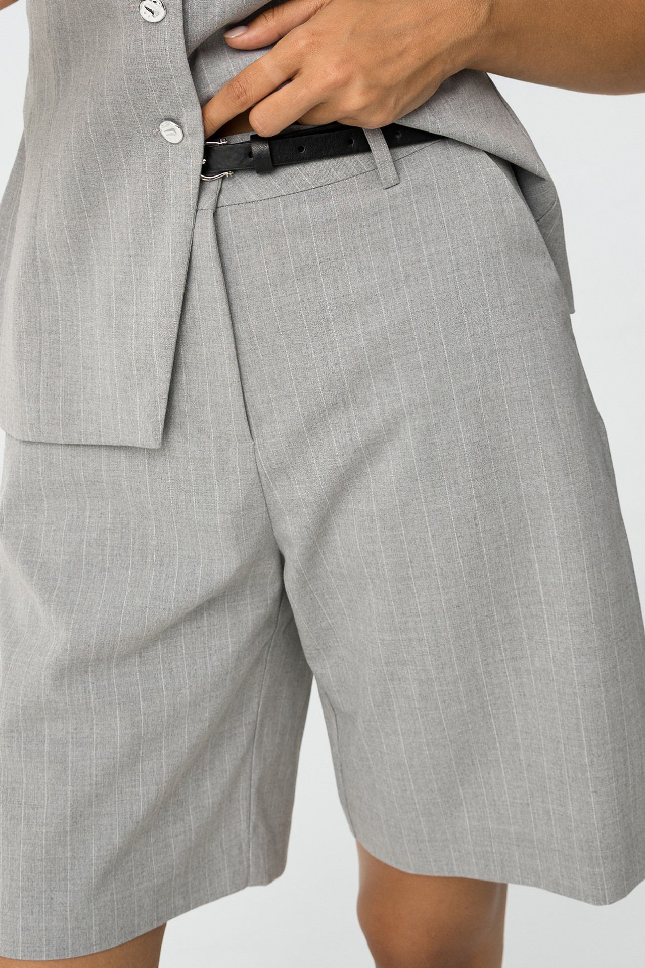 Mid-Length Shorts with Belt