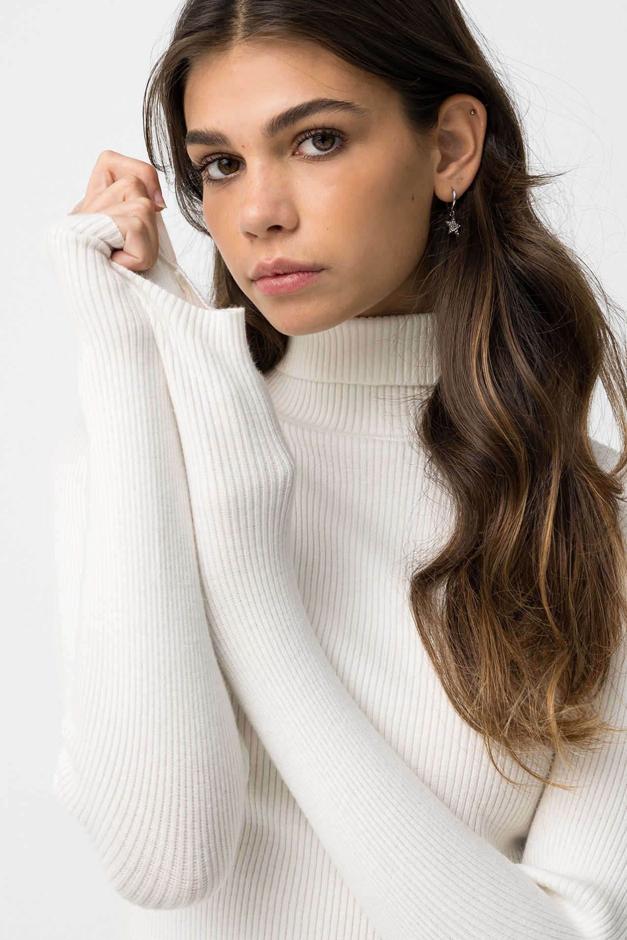 Cropped Ribbed Knit Sweater