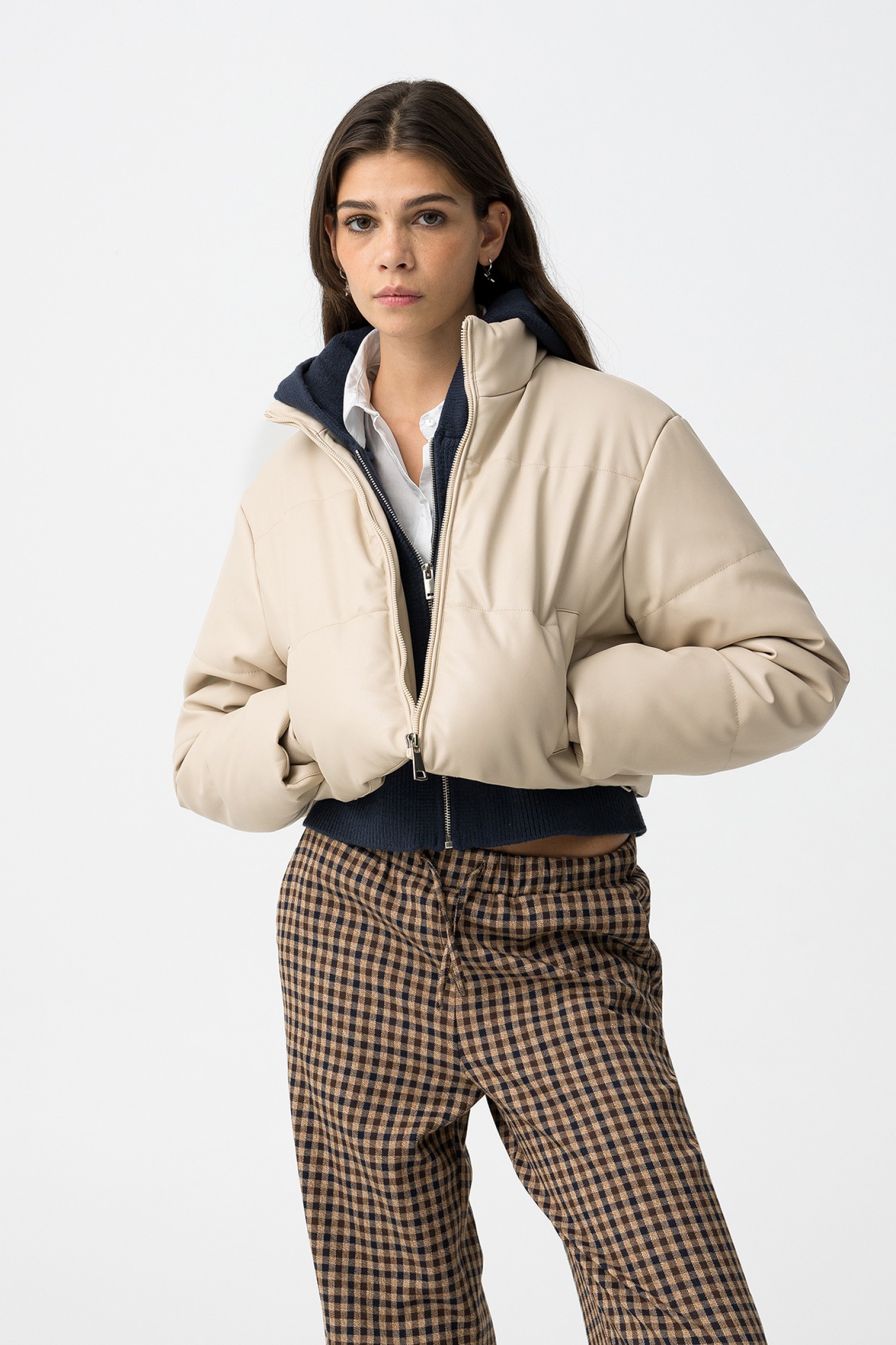 Chaqueta Cropped Acolchada Efecto Piel