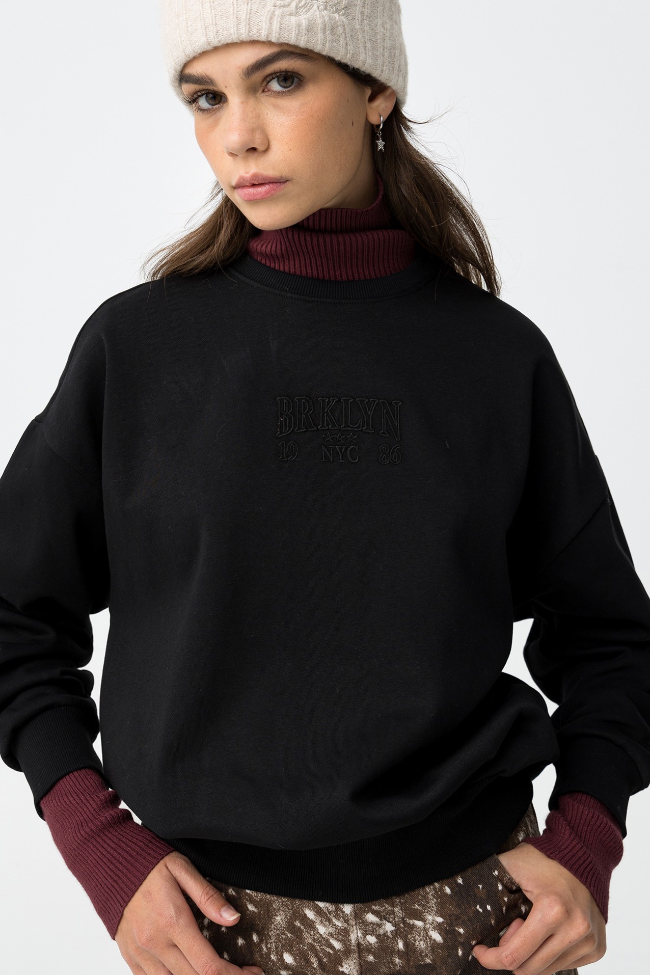 Black Oversize Sweatshirt