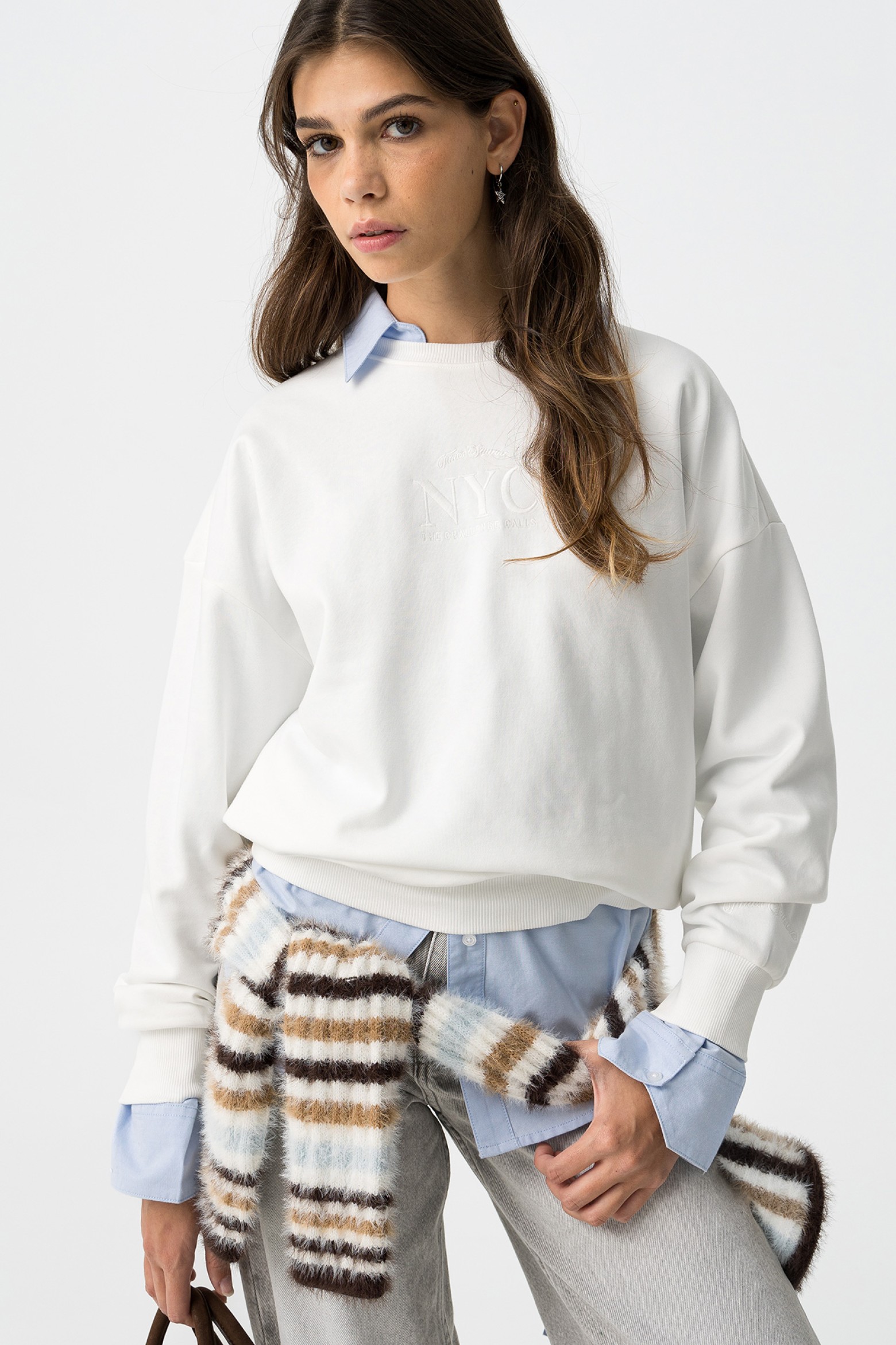 White Oversize Sweatshirt