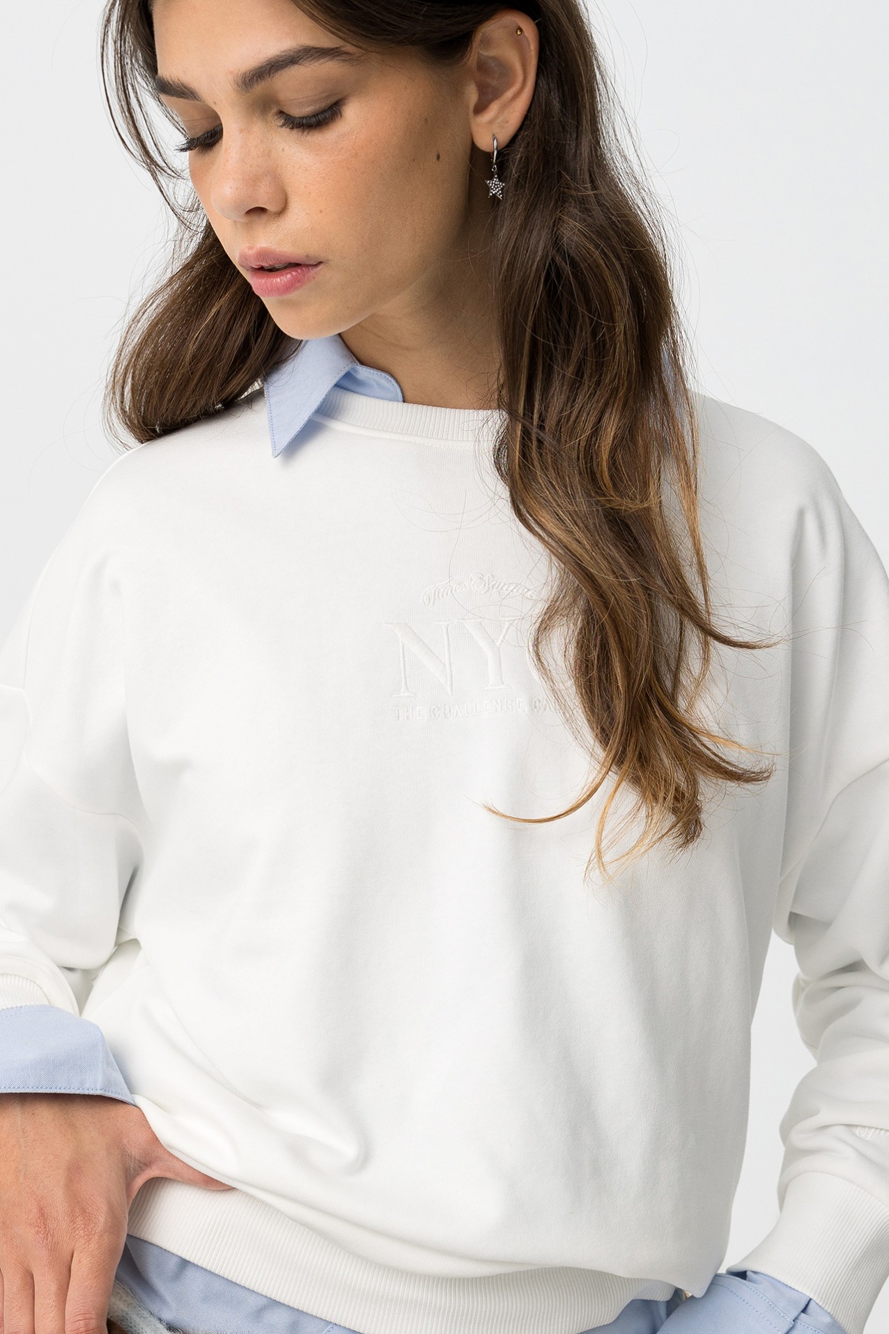 White Oversize Sweatshirt