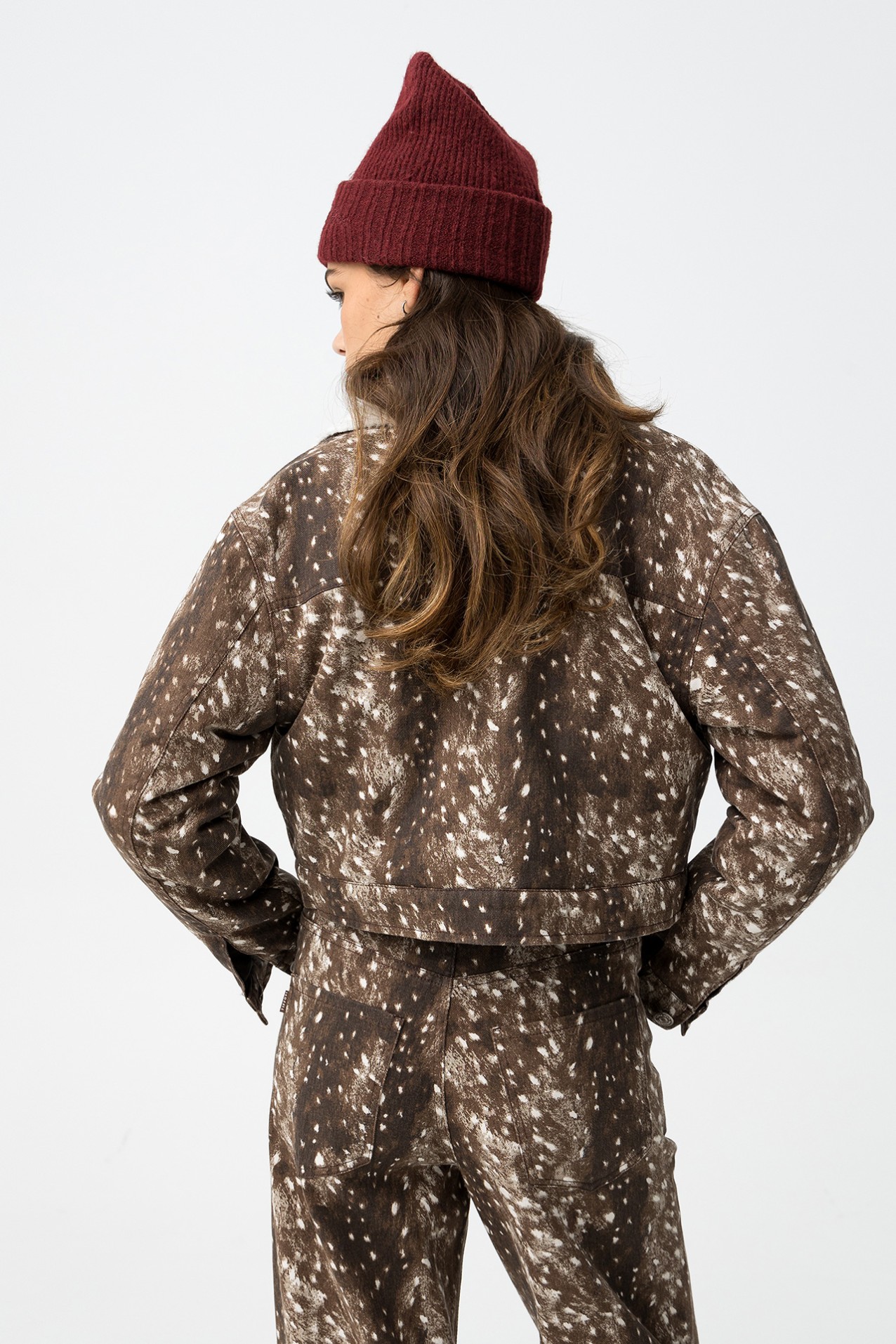 Chaqueta marrn estampada