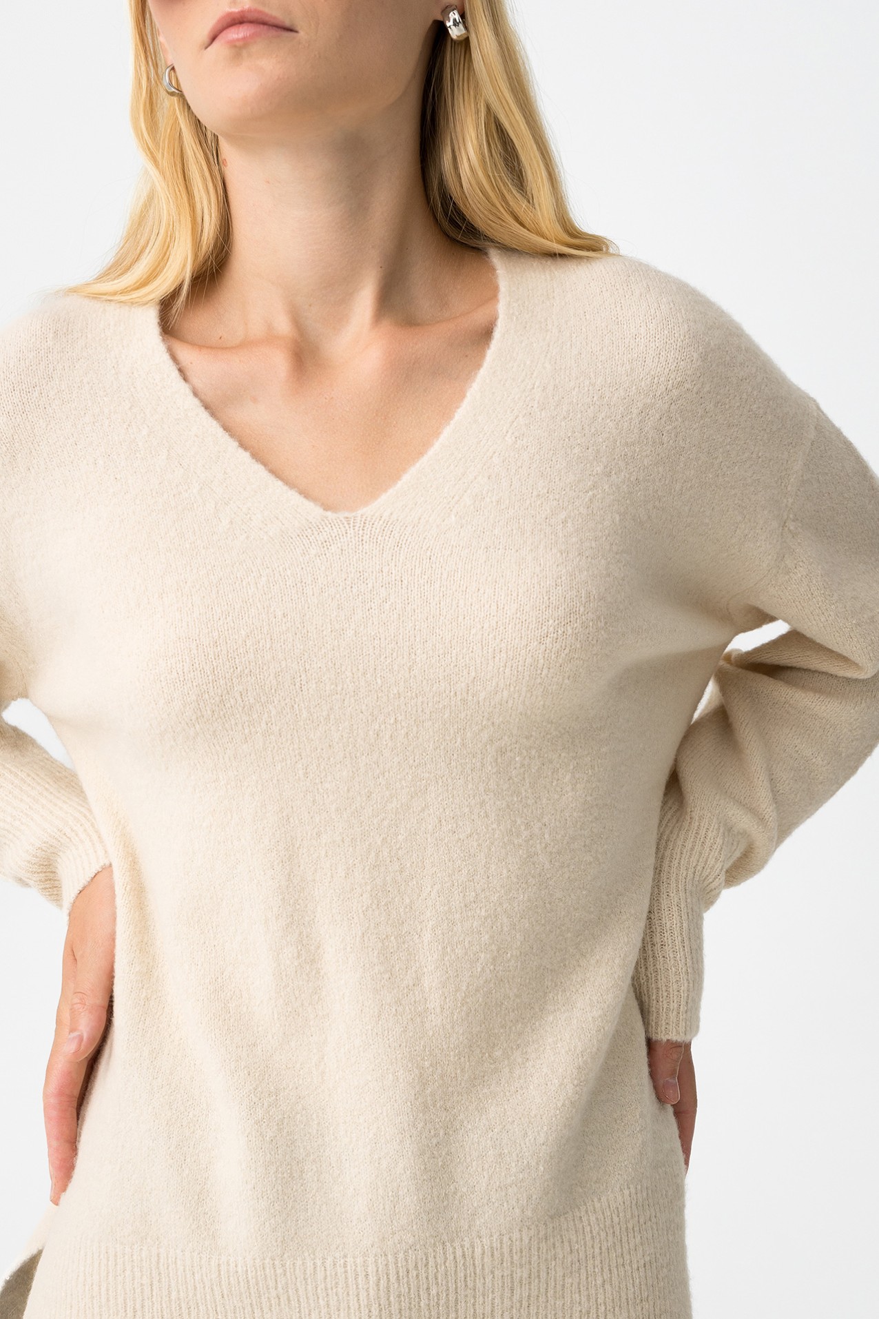 Camisola Relaxed com Decote V