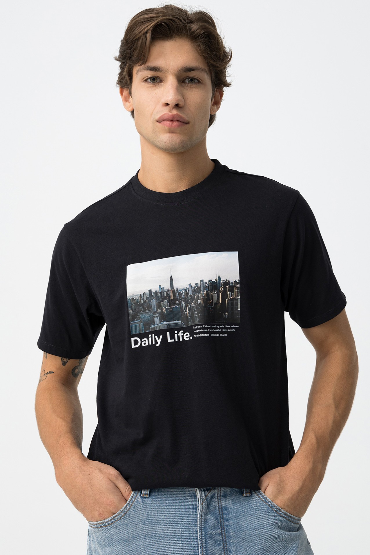 T-shirt com Fotografia Estampada