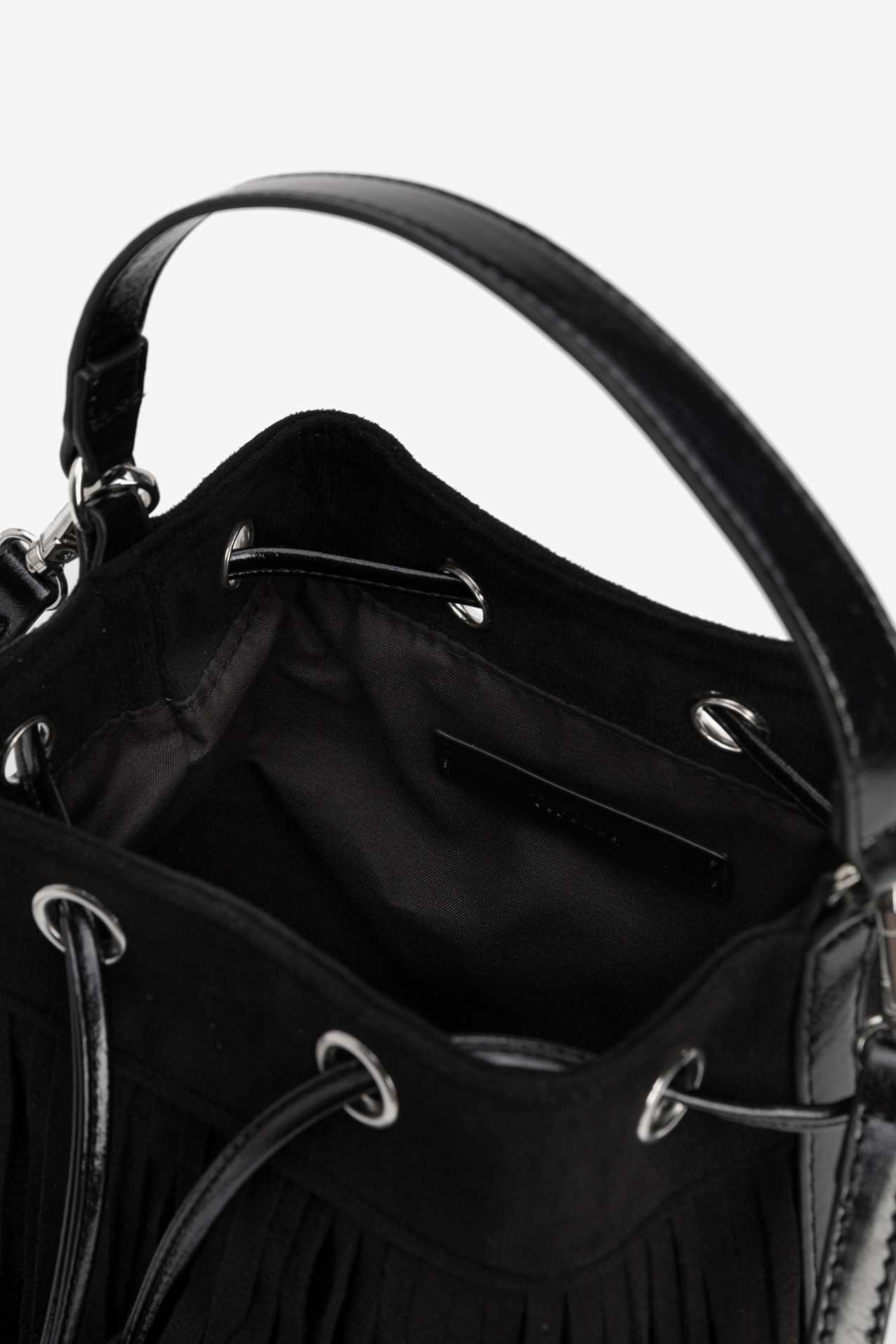 Bolso Bucket Flecos Negro