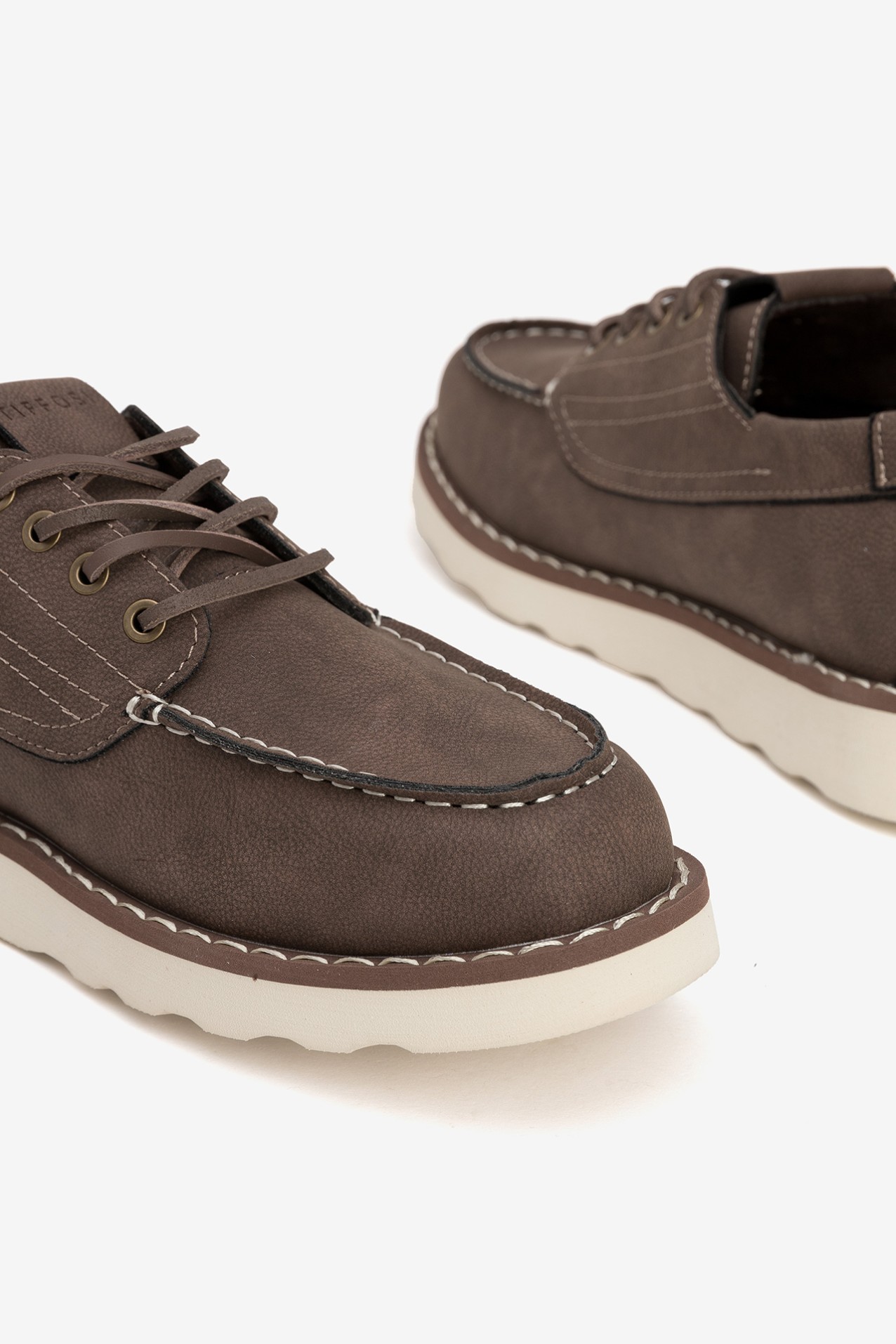 Sapato Castanho Escuro