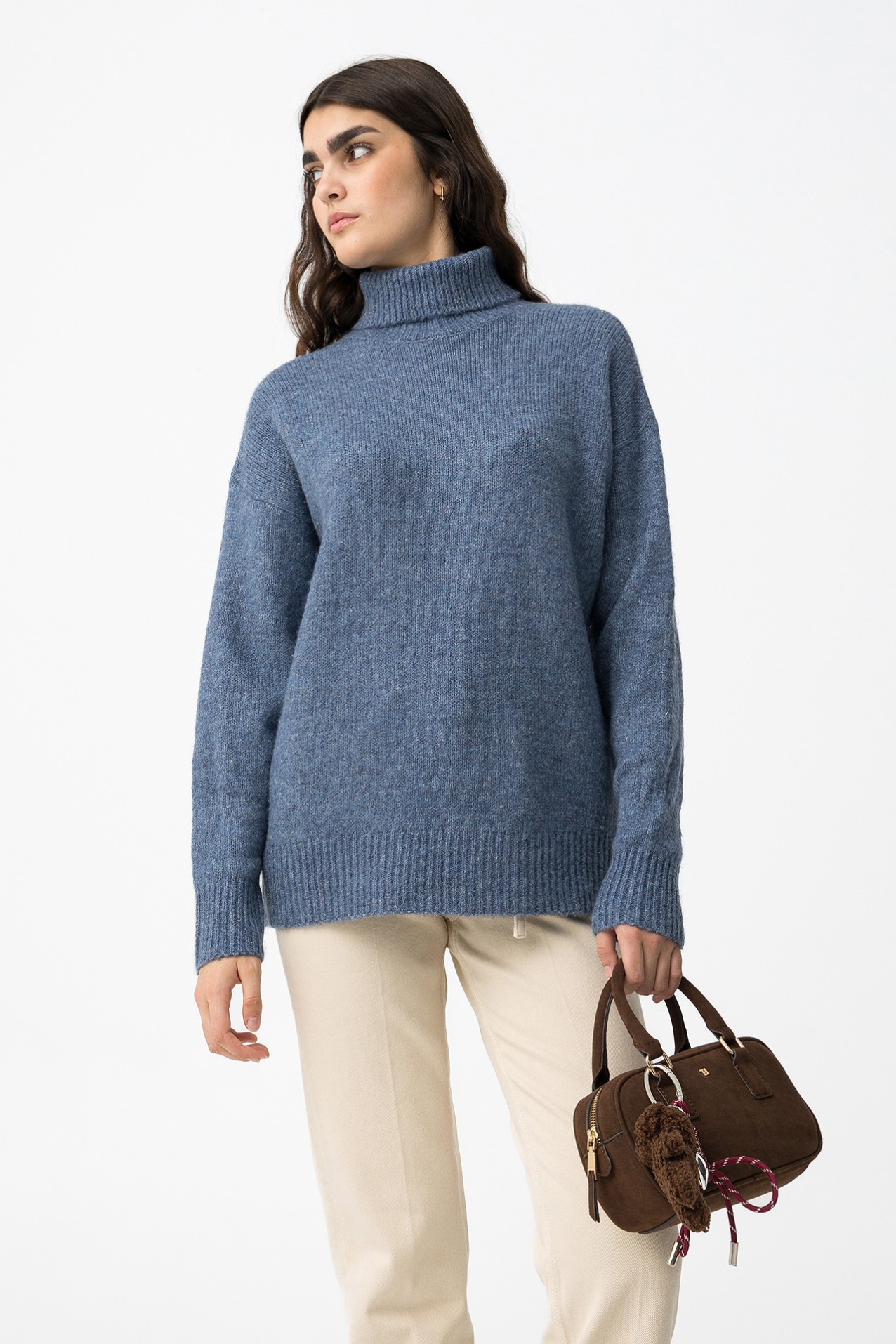 Relaxed Sweater with Metallic Thread