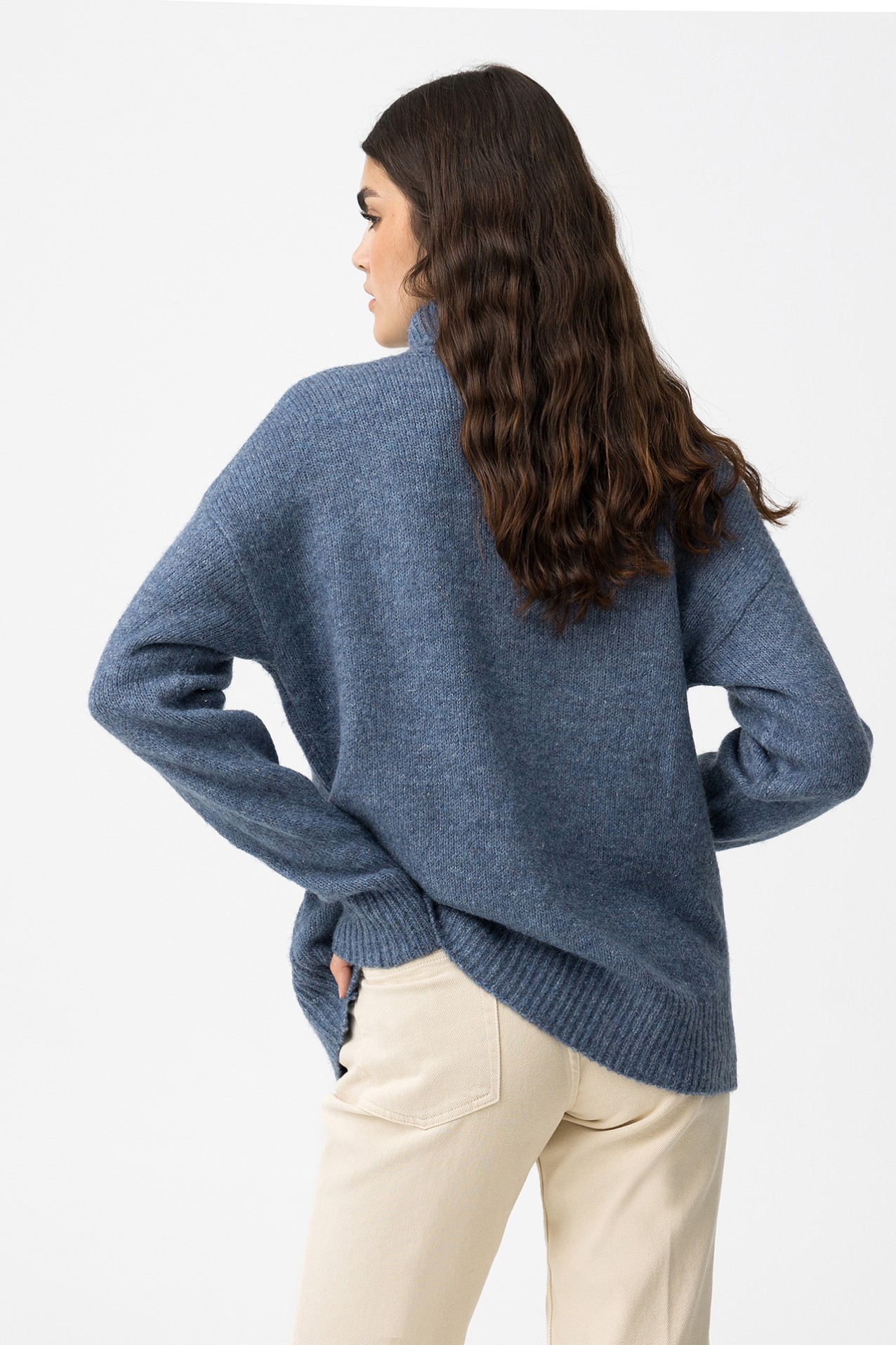 Relaxed Sweater with Metallic Thread