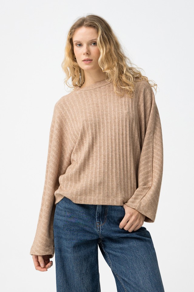 Camiseta Beige Relaxed