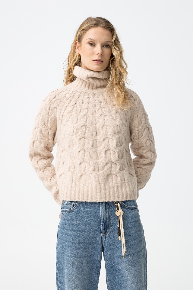 Camisola Tricotada Bege Camisola Tricotada Bege