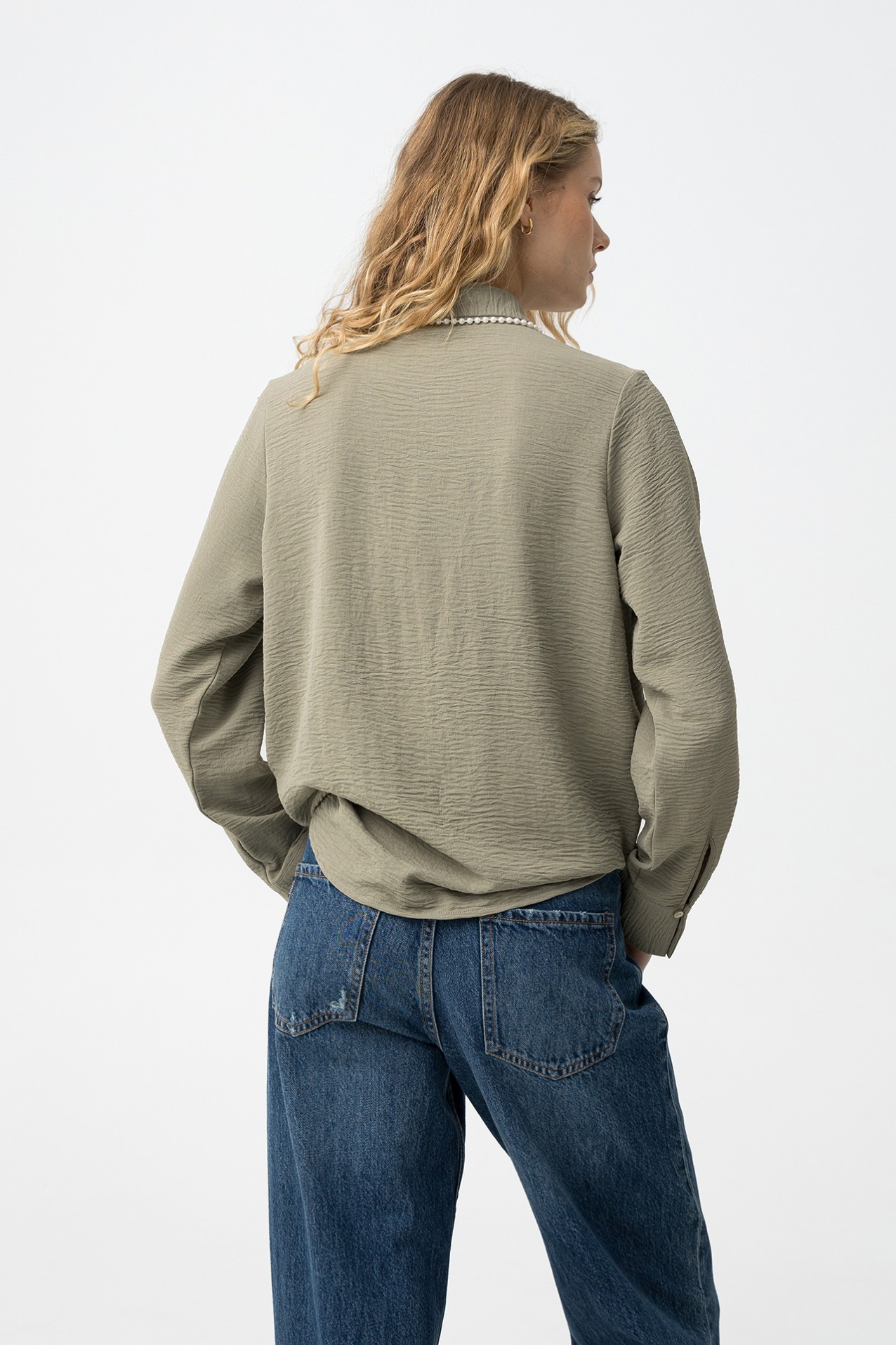 Pearl Collar Green Shirt