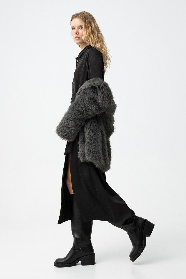 Vestido Camiseiro Preto Elegante