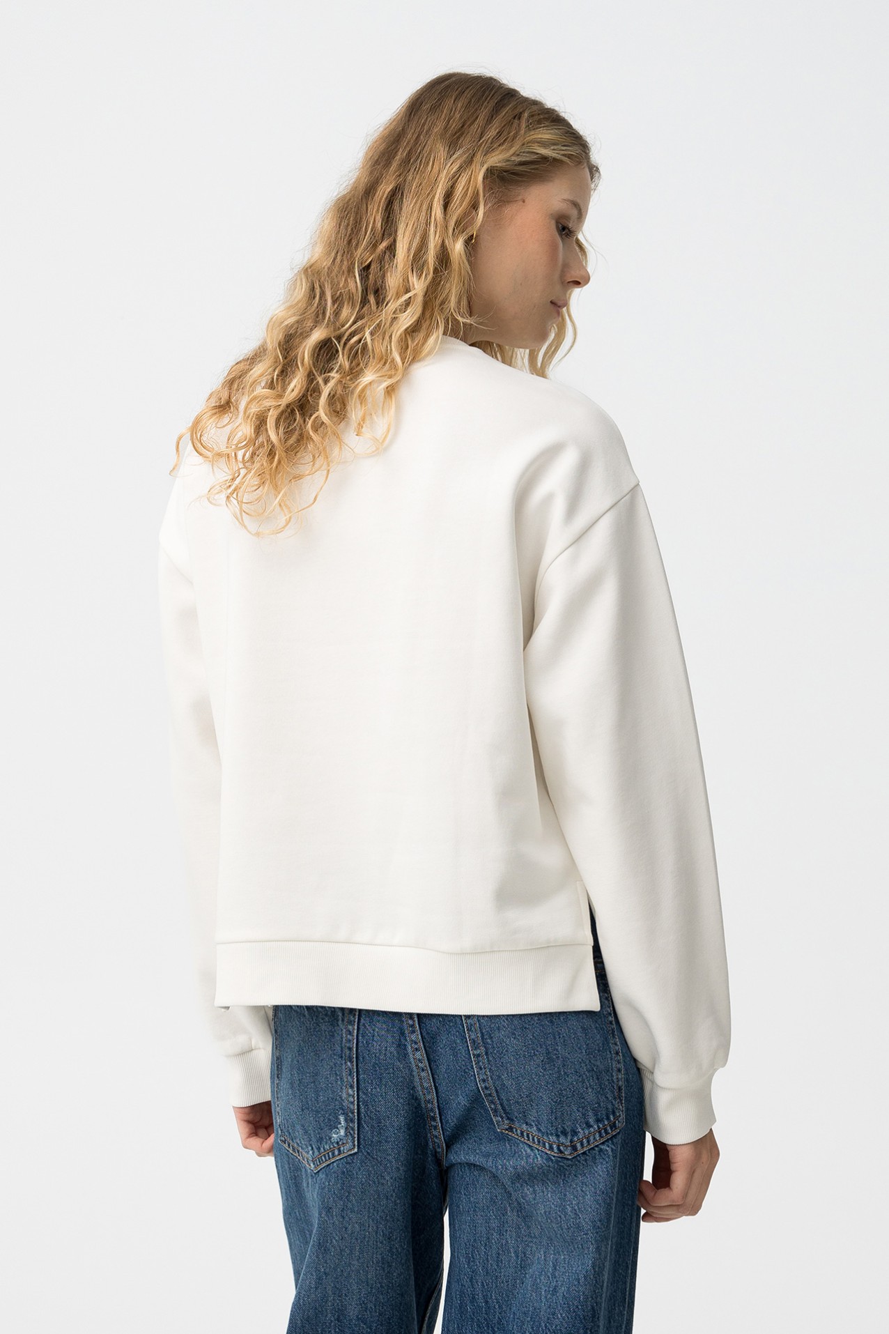 Sudadera blanca casual