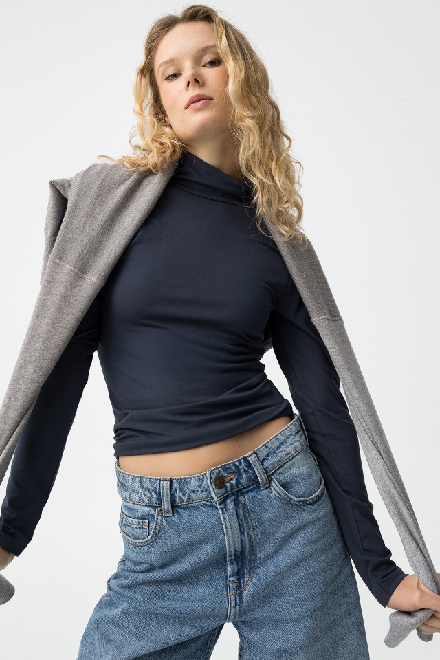 Camiseta Azul Manga Larga