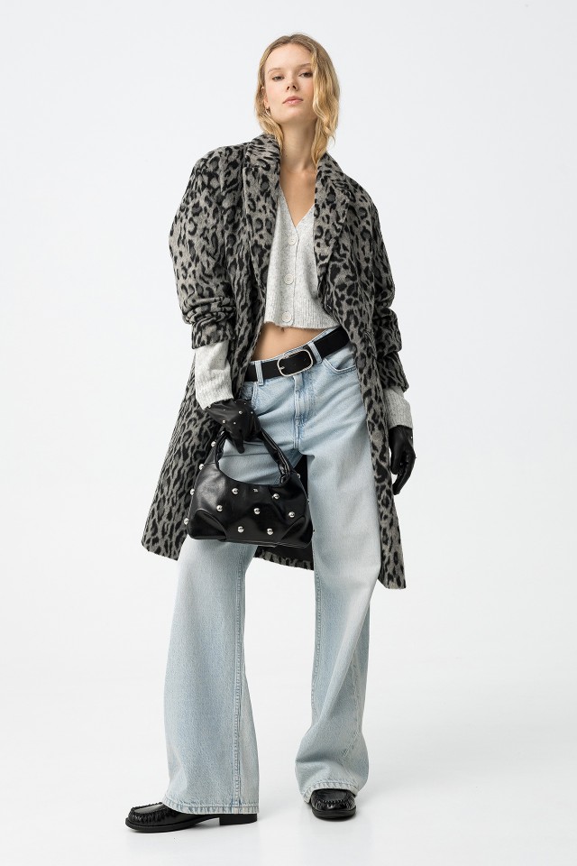 Casaco comprido estampado leopardo