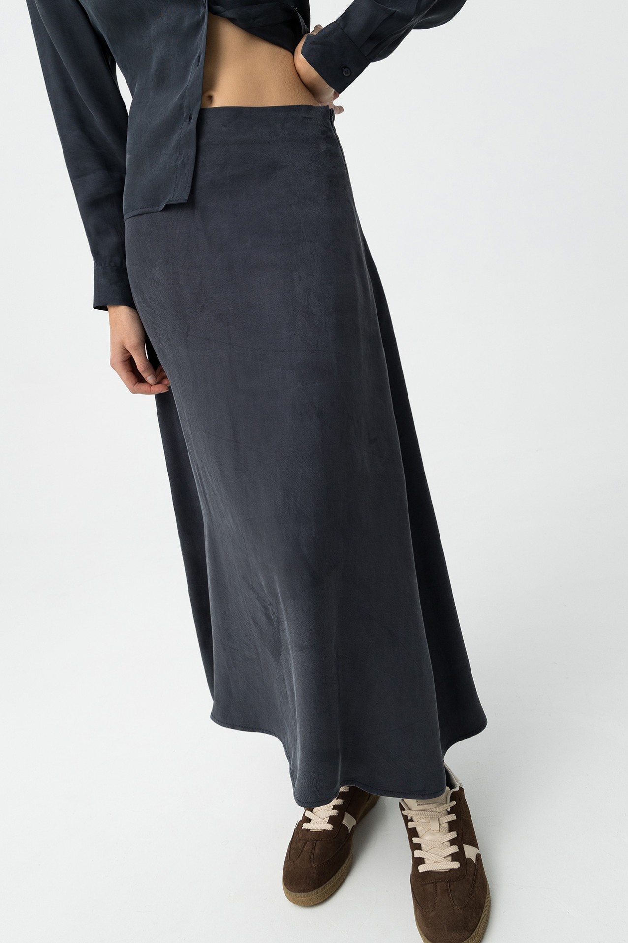 Saia Midi Azul Escuro