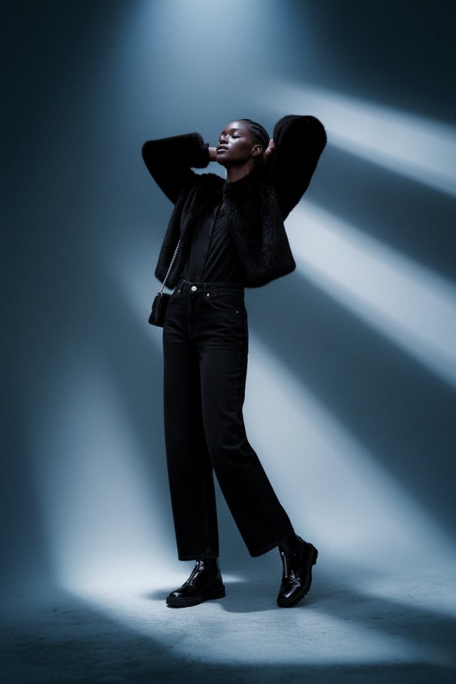 Casaco Curto Efeito Pelo