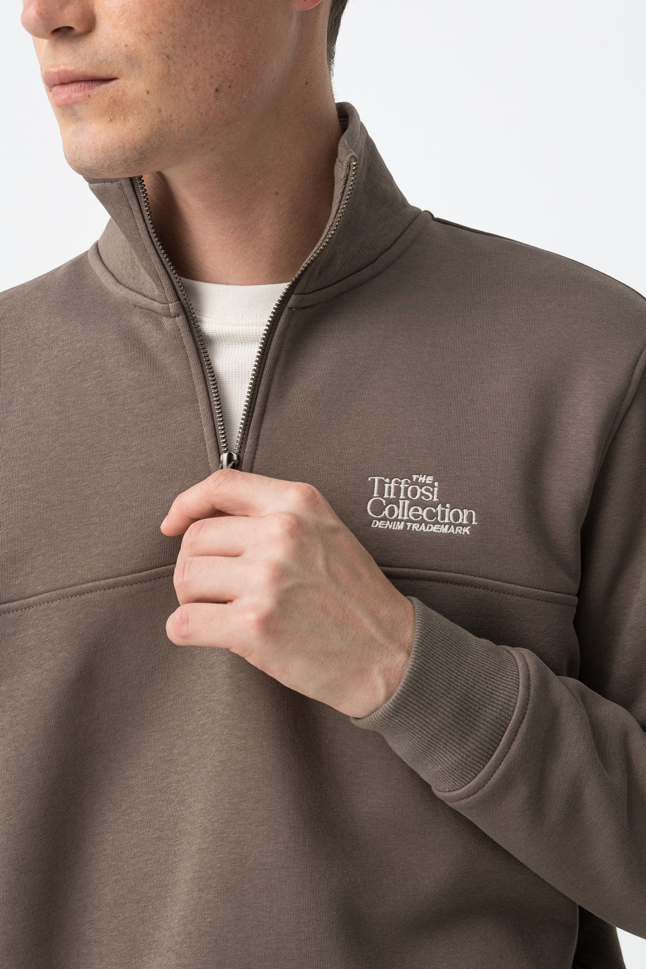 Sudadera Marrn con Cremallera