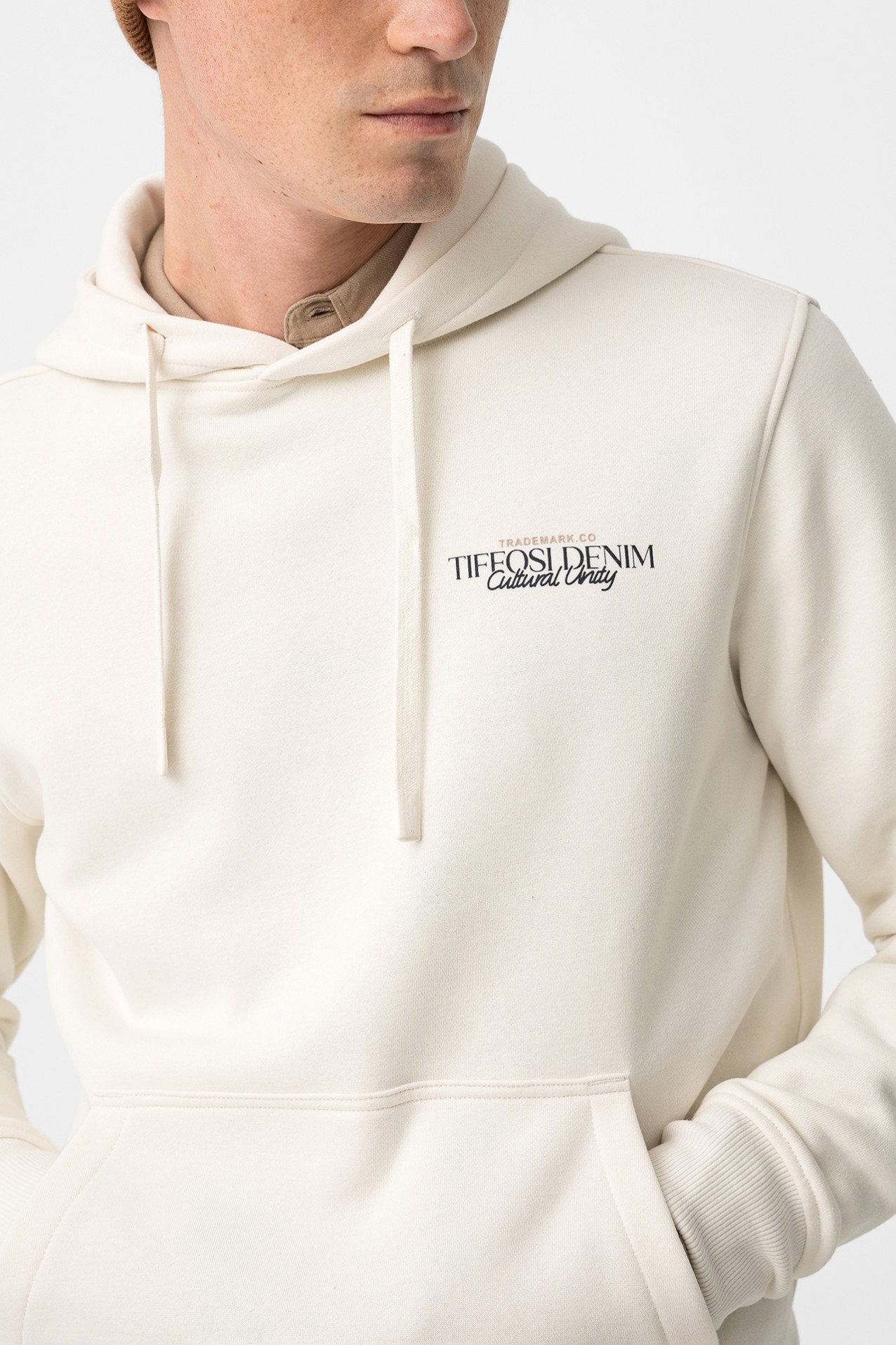 Hoodie beige con capucha