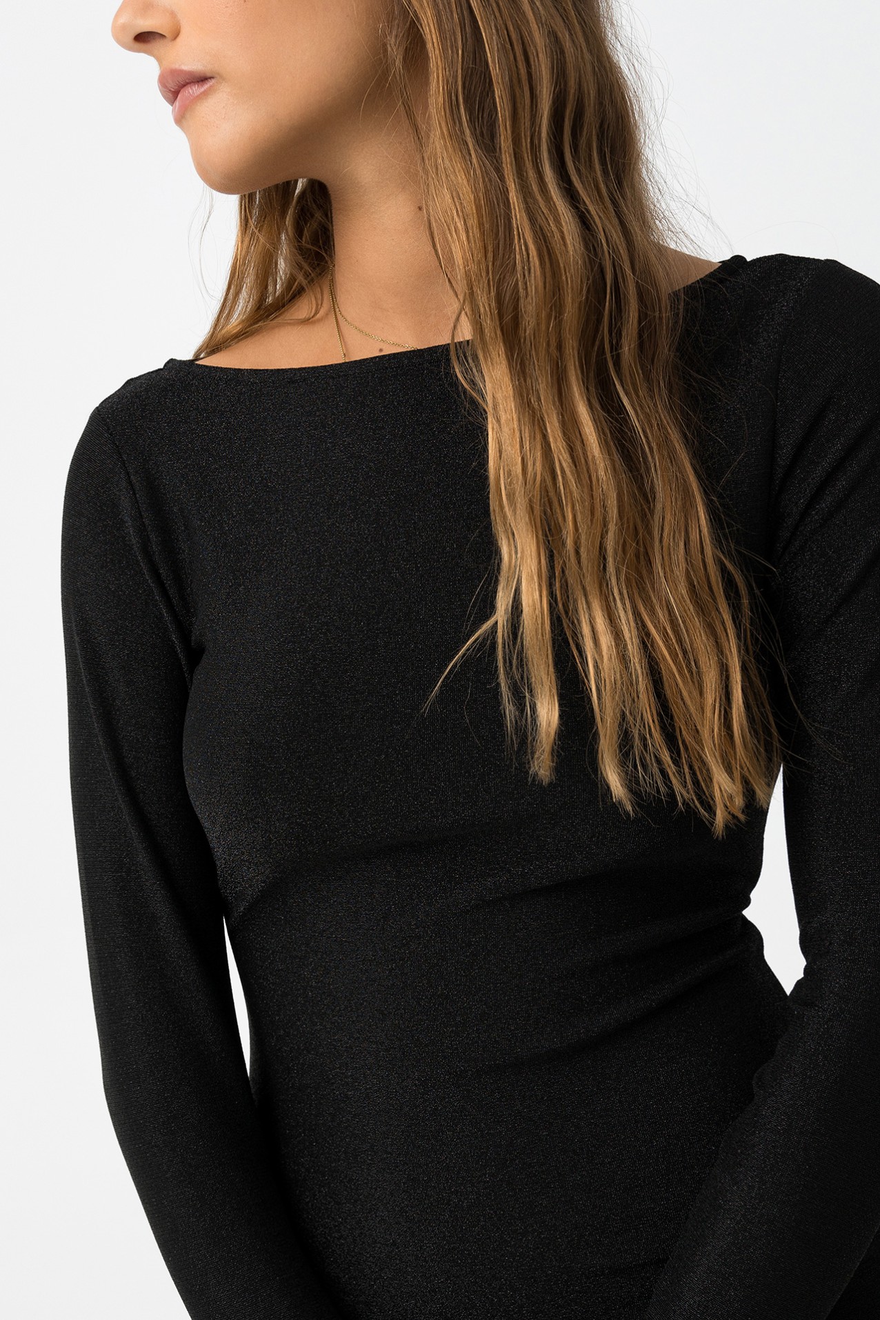 Vestido Metlico con Espalda Abierta