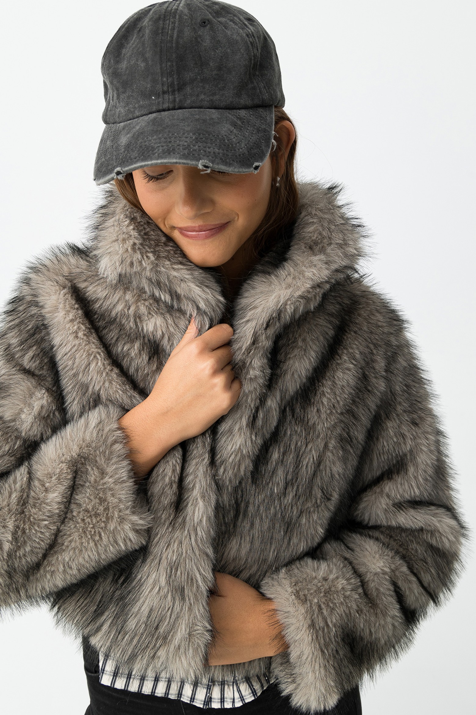 Chaqueta Corta Efecto Pelo