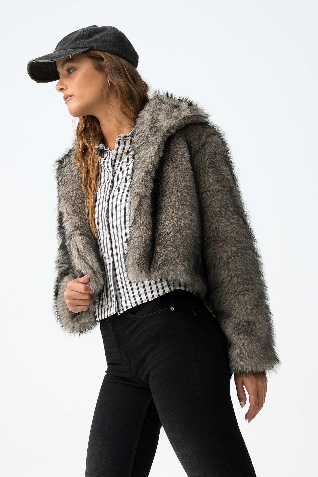 Chaqueta Corta Efecto Pelo