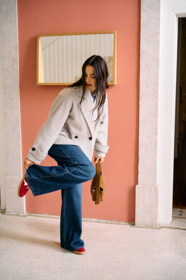 Casaco de lapela larga