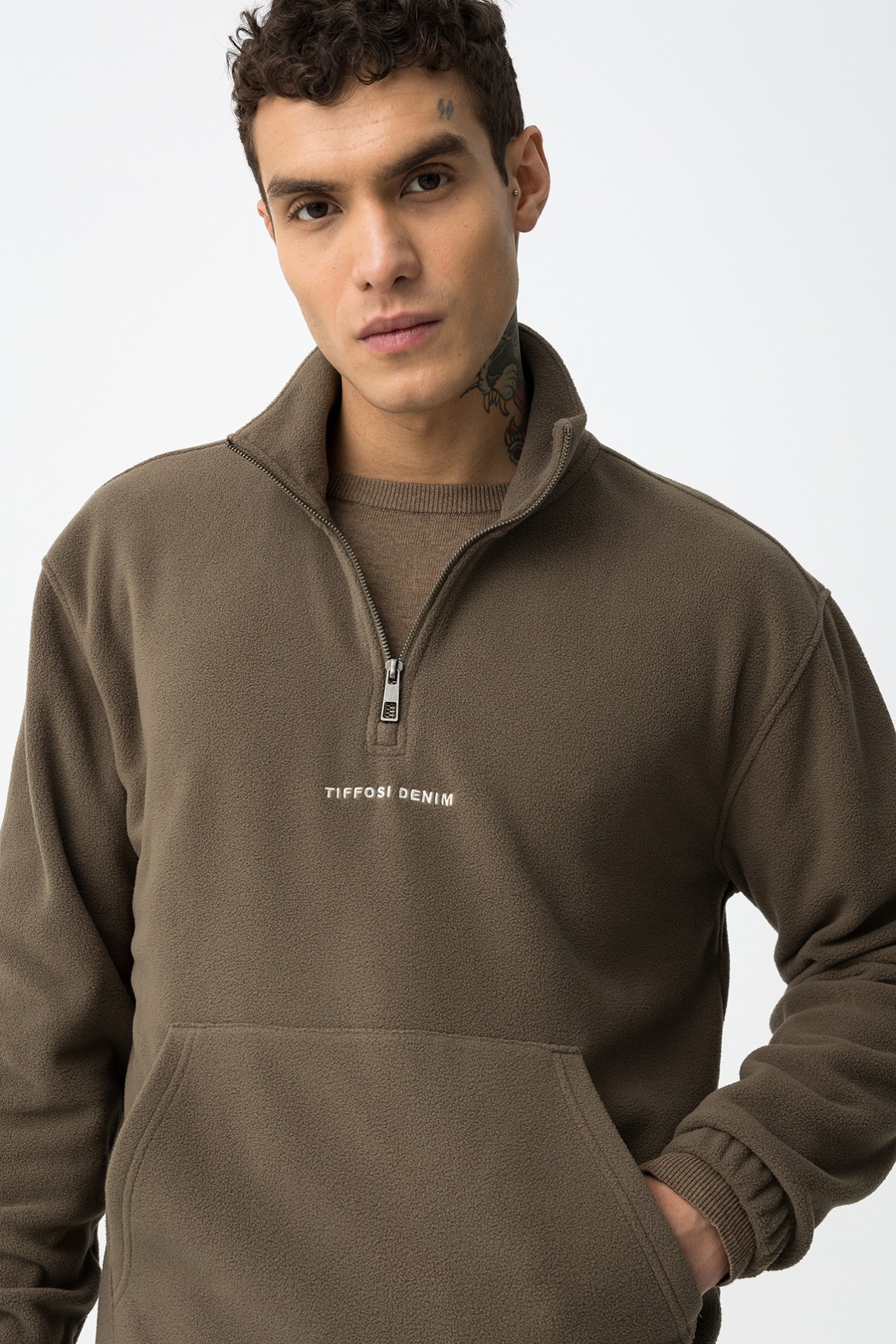 Sweatshirt Castanho