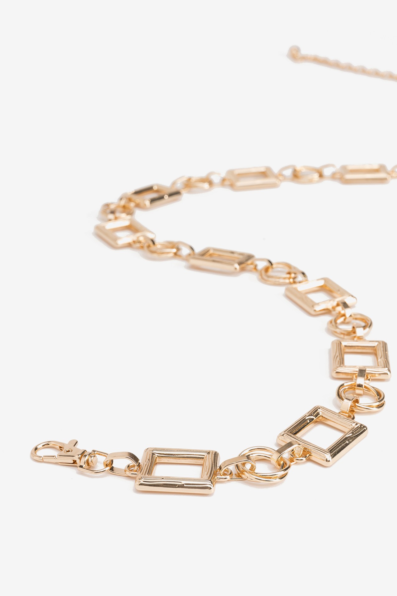 Cinto dourado chunky corrente