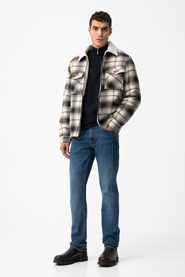 Leo Comfort Fit Jeans