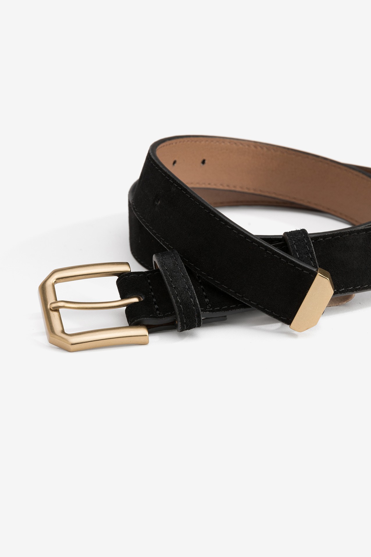 Cinto preto fivela dourada