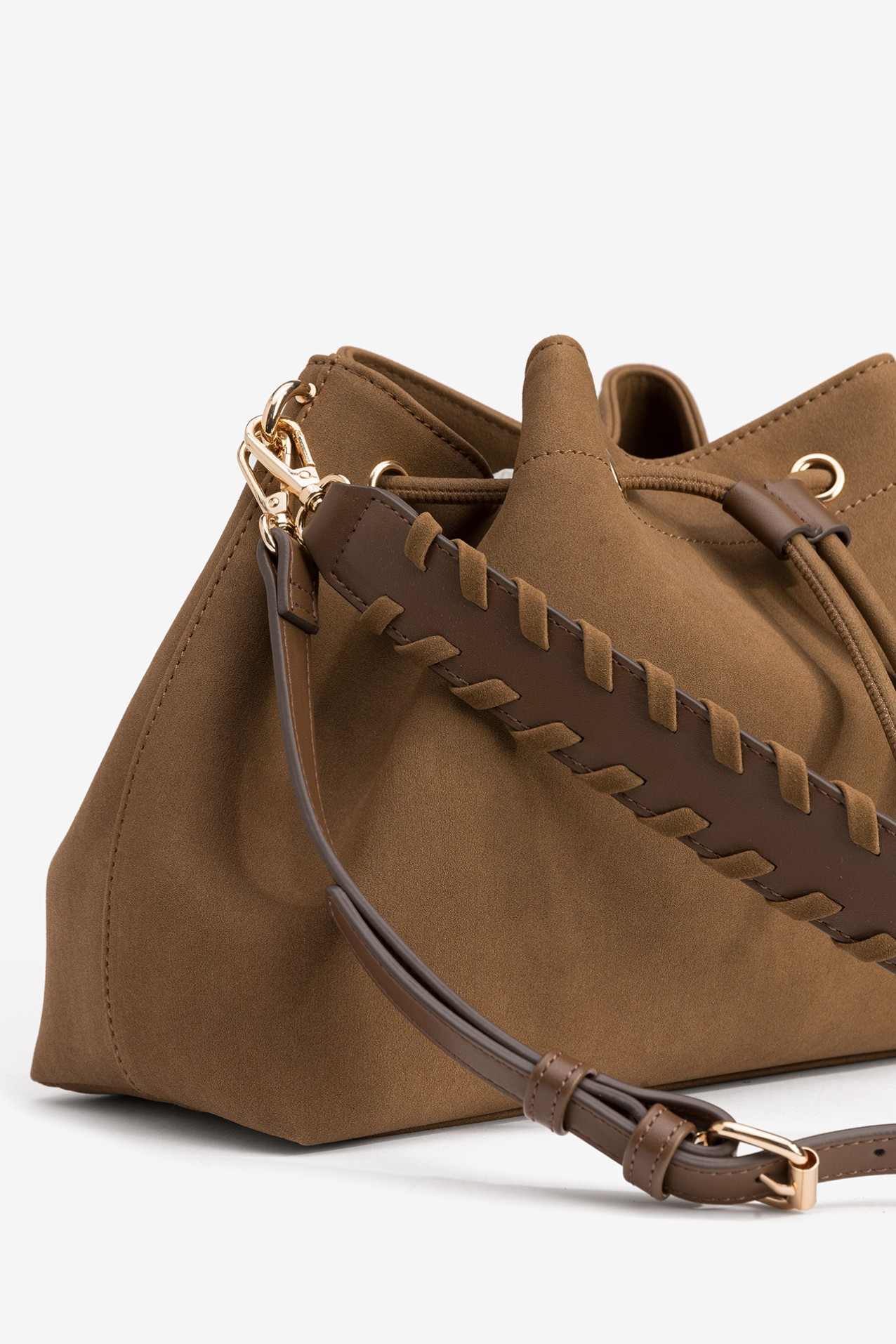 Mala Bucket Castanha