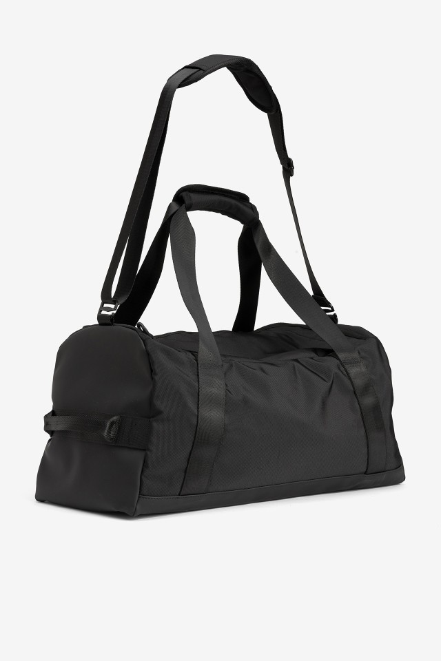 Bolsa de viaje negra versátil Bolsa de viaje negra versátil