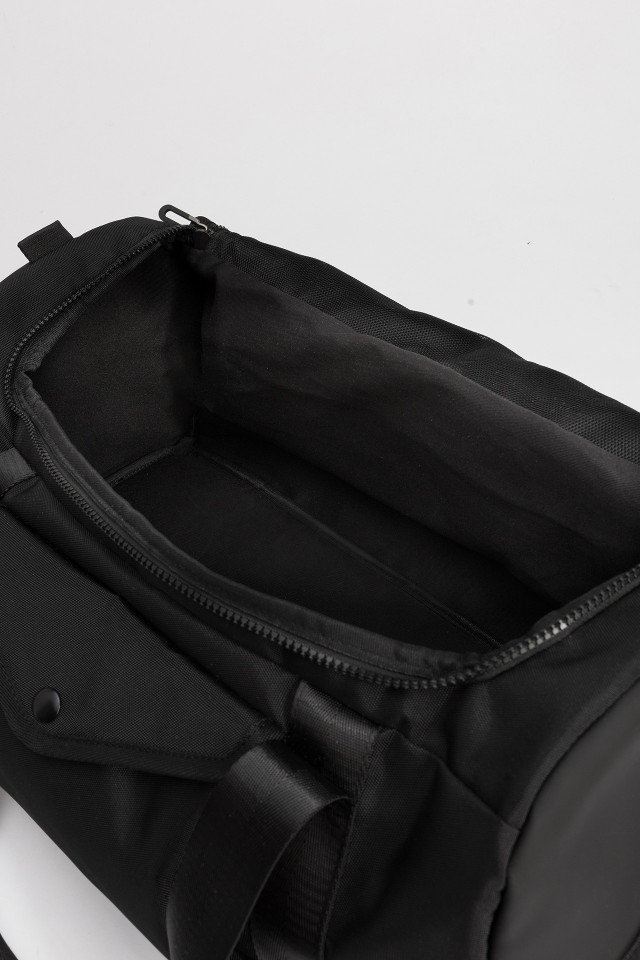 Bolsa de viaje negra versátil Bolsa de viaje negra versátil