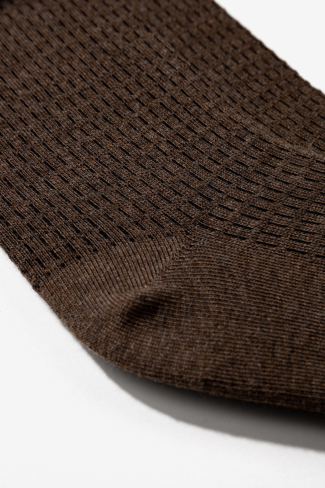 Calcetines marr�n canal�