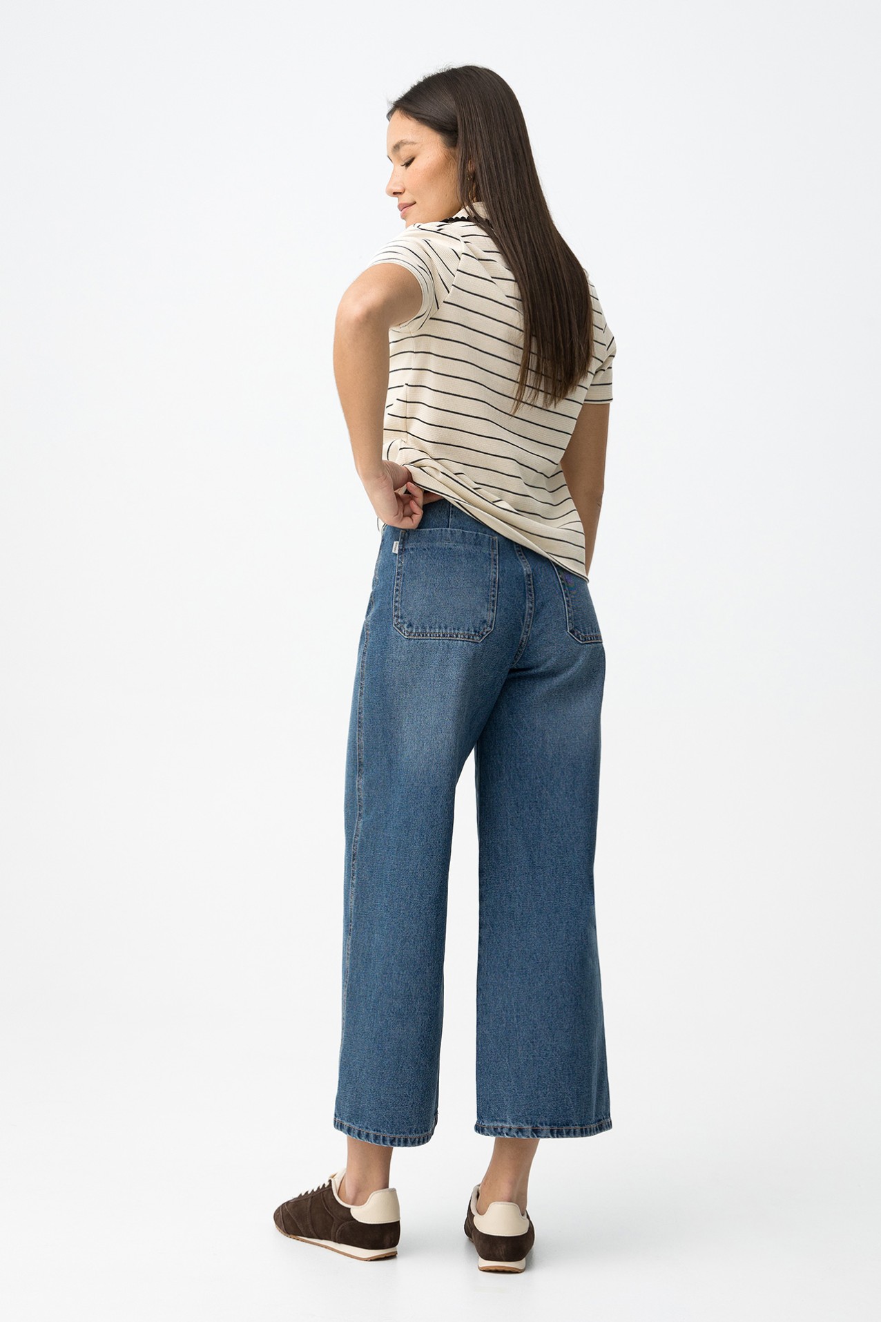 Cropped Wide Leg Jeans